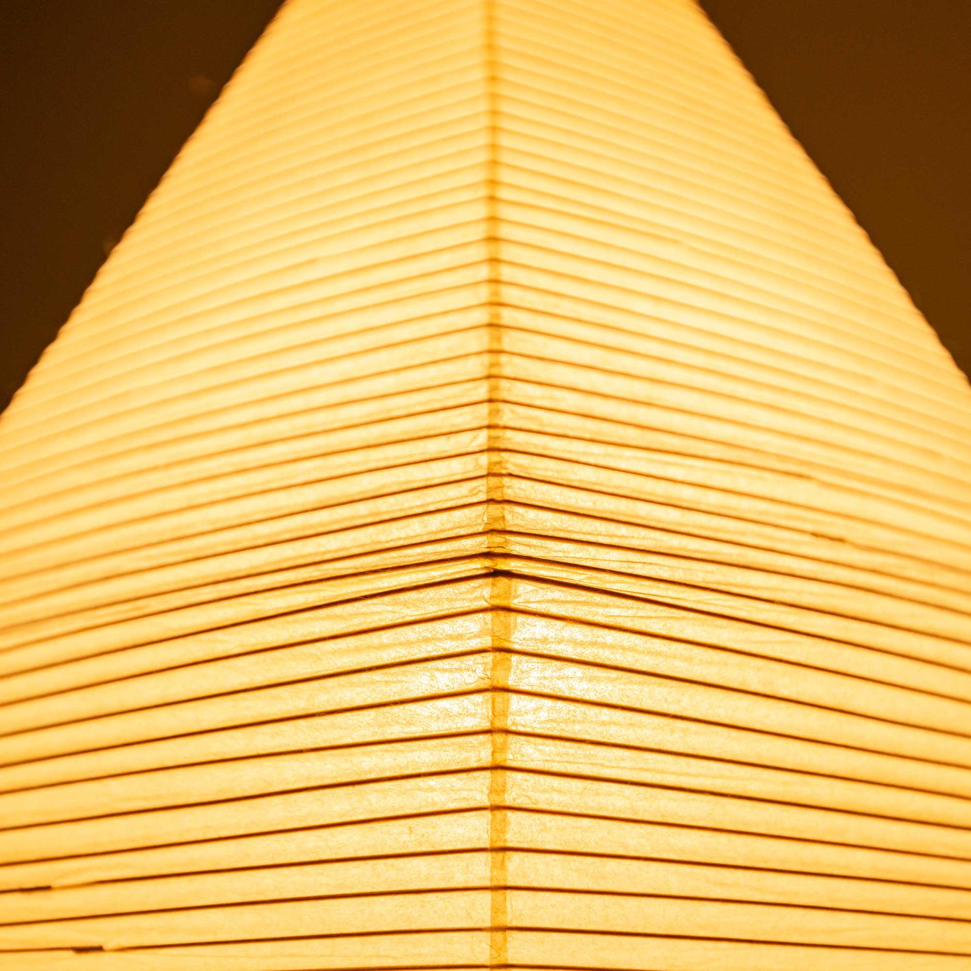 Isamu Noguchi Akari Floor Lamp, Model 13A In Excellent Condition In Seattle, WA