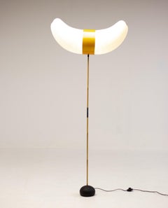 Isamu Noguchi Akari Floor Lamp, Model BB3-33S, Ozeki & Co., Signed