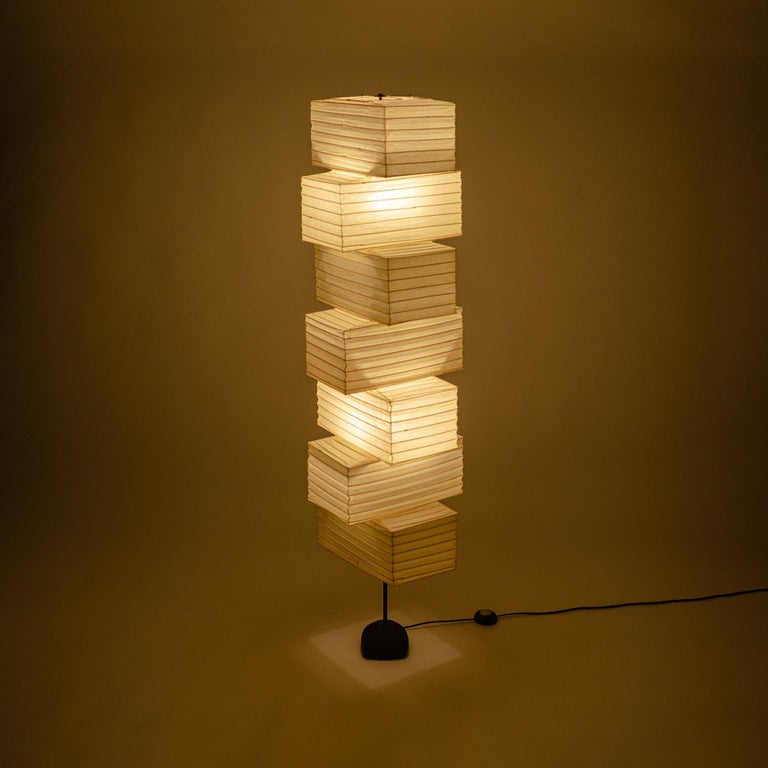 Lampadaire Isamu Noguchi Akari ST236N En vente sur 1stDibs