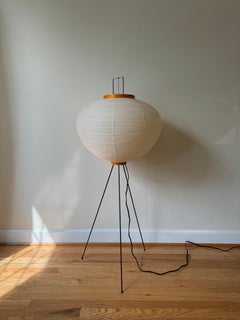 Isamu Noguchi Akari Light Sculpture, Model 10A Floor Lamp