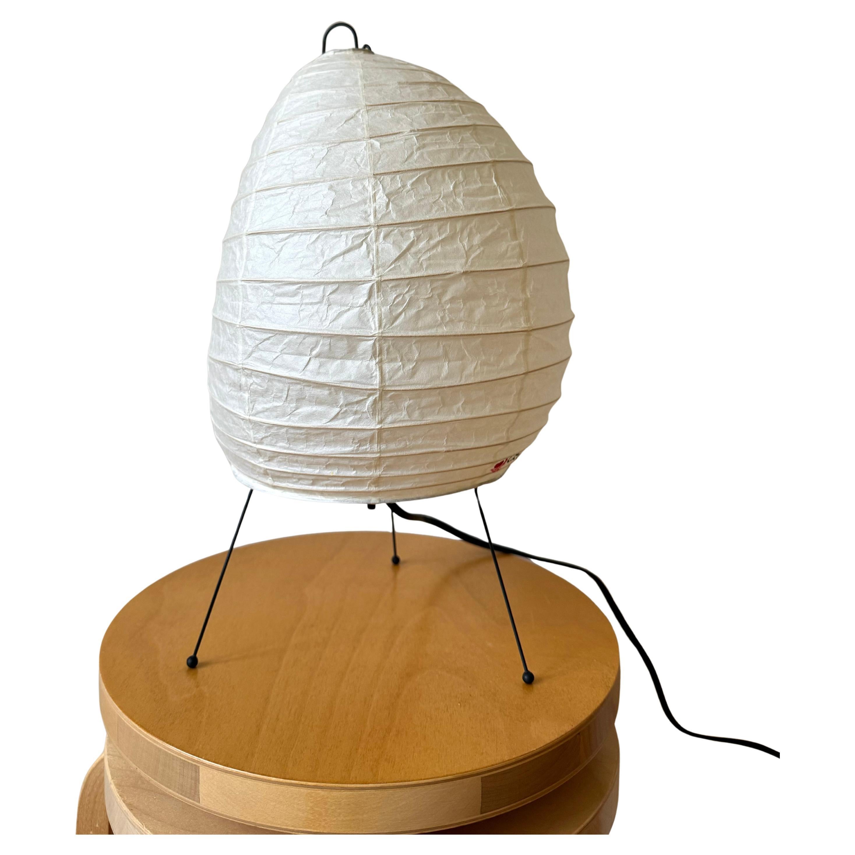 Isamu Noguchi Akari Light Sculpture, Model 1N Table Lamp For Sale