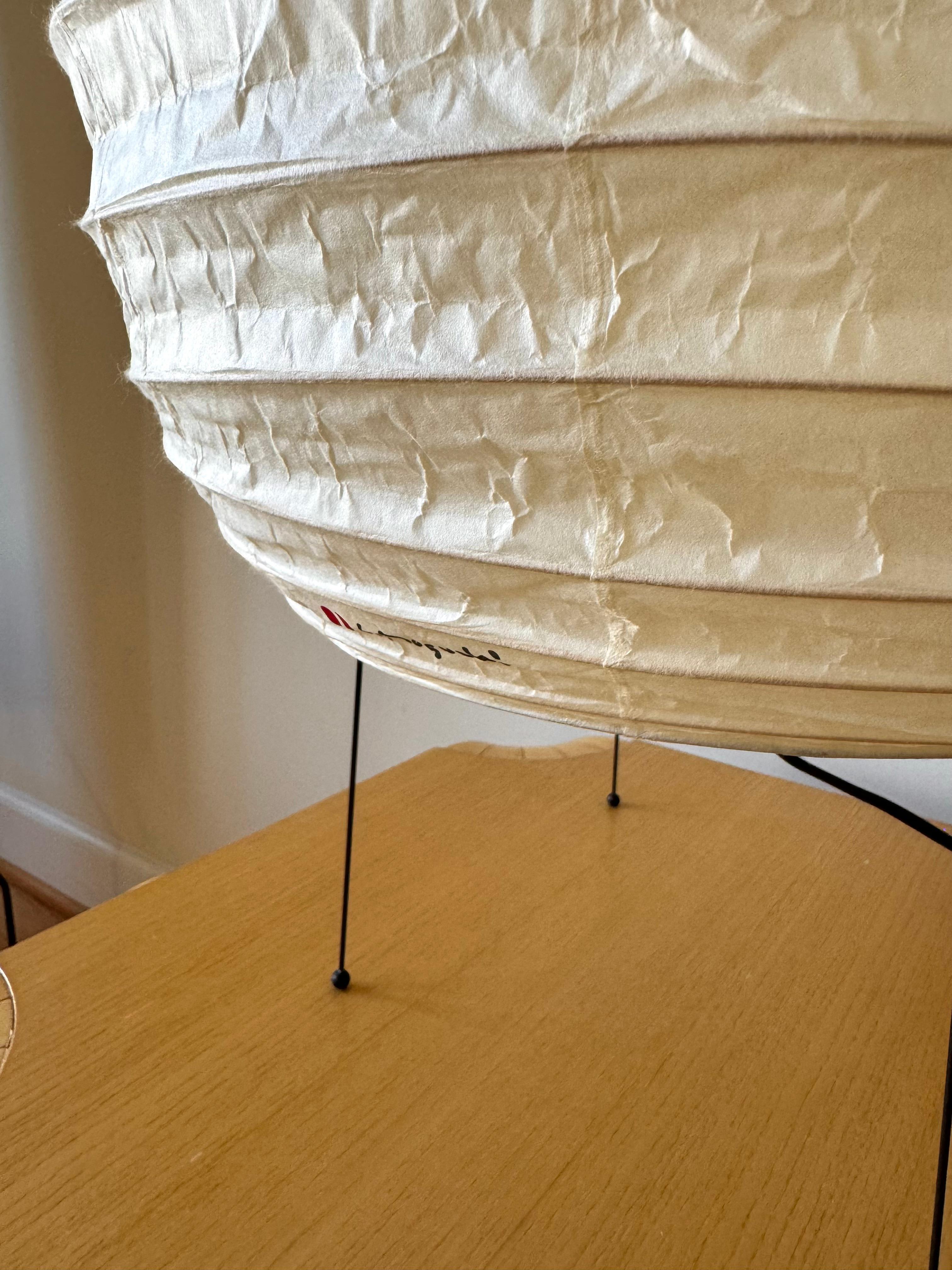 Isamu Noguchi Akari Light Sculpture, Model 22N Table Lamp For Sale 10