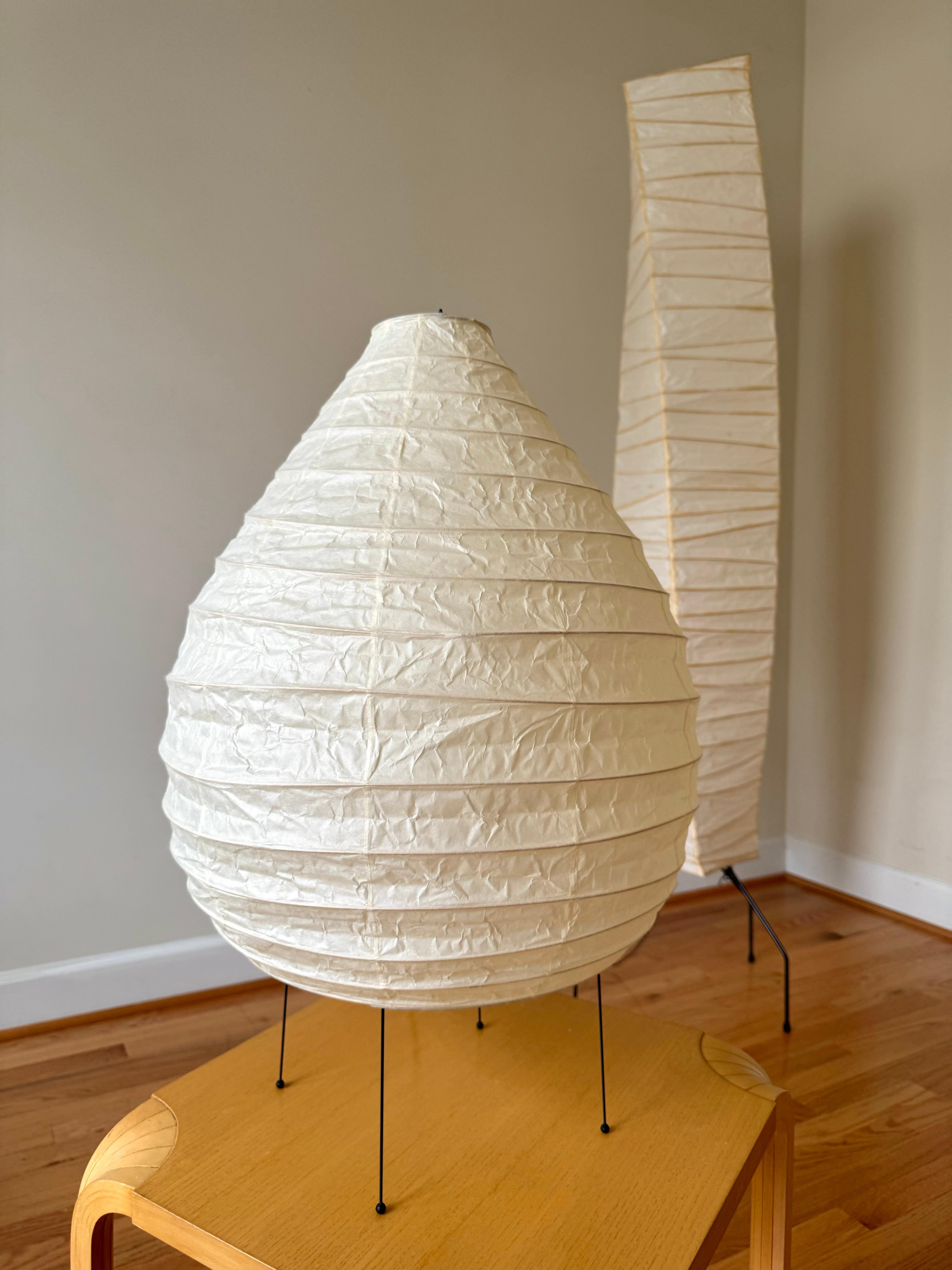 Sculpture lumineuse Isamu Noguchi Akari, Modèle 22N en vente 11
