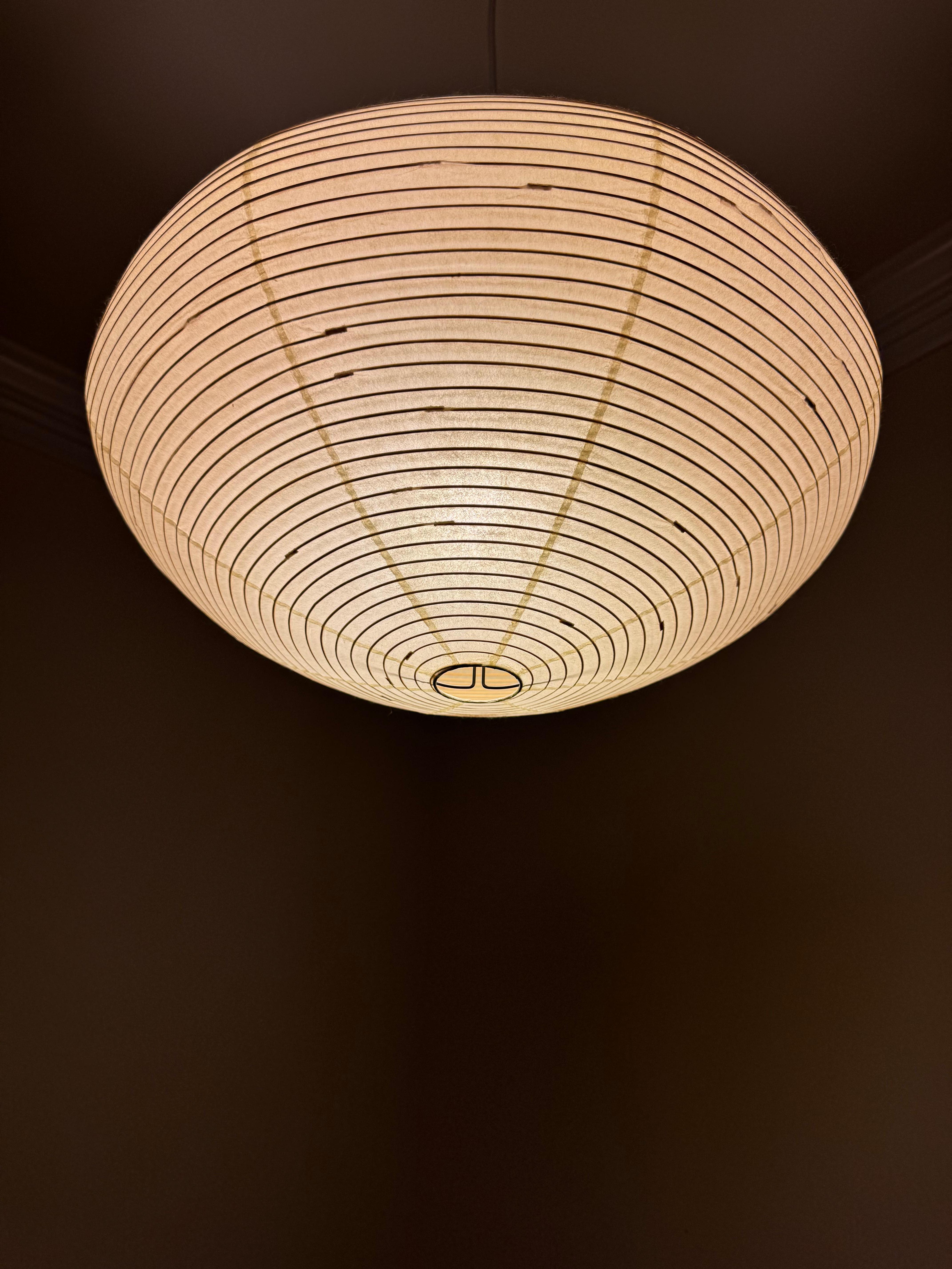 Isamu Noguchi Akari Light Sculpture, Lampada da soffitto modello 26A in vendita 2