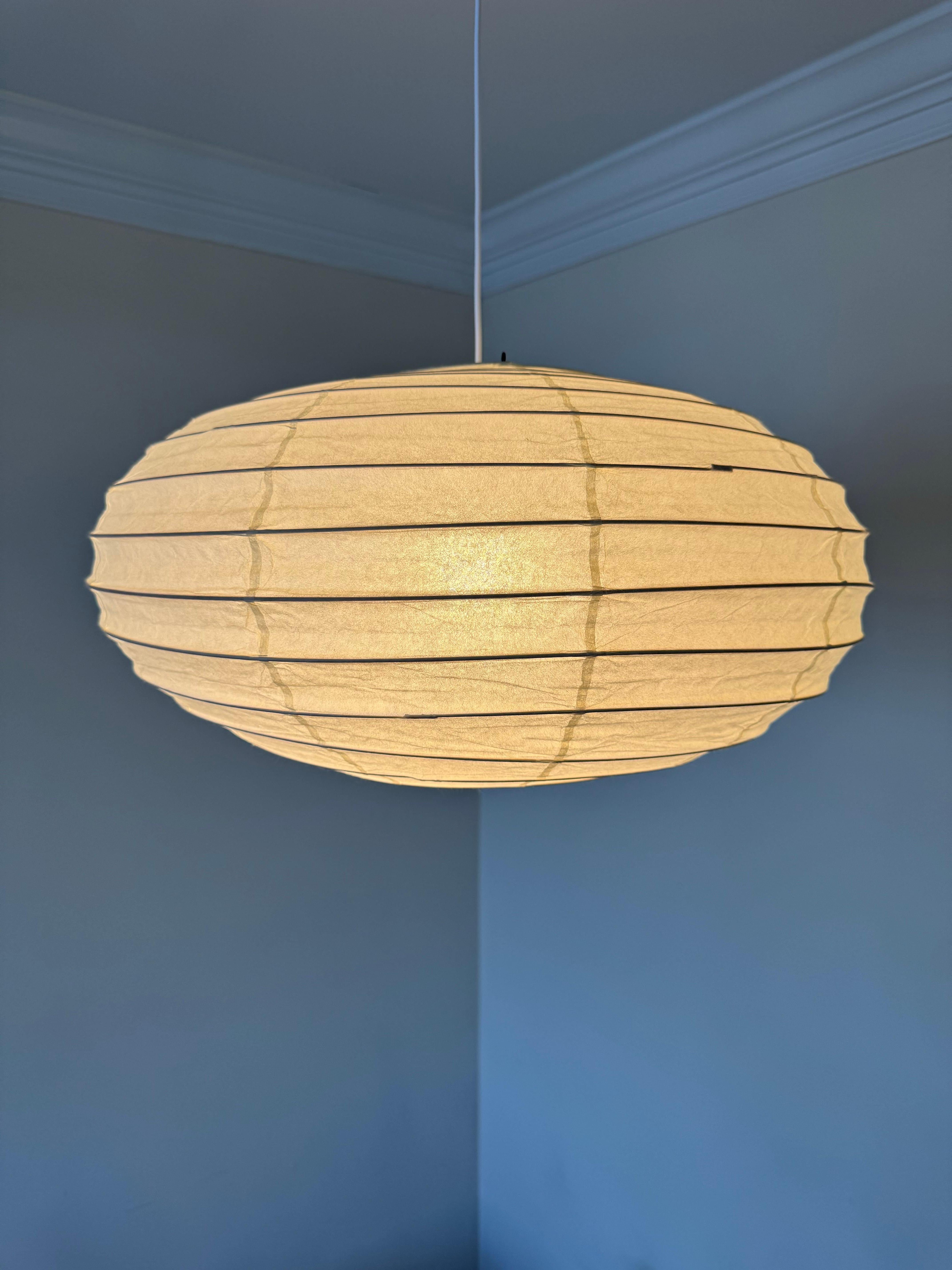 Mid-Century Modern Isamu Noguchi Akari Light Sculpture, Model 50EN Ceiling Lamp For Sale