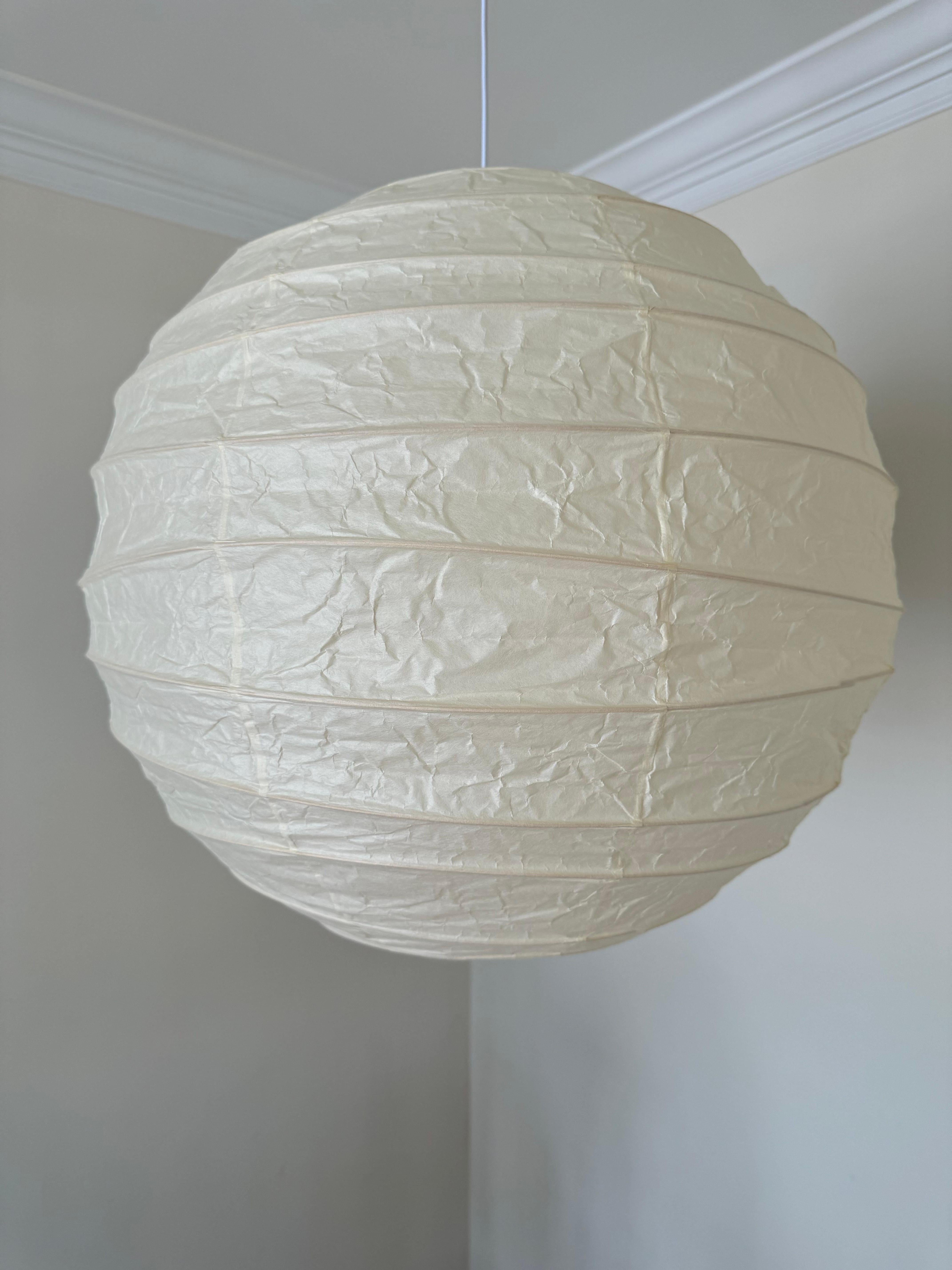 Isamu Noguchi Akari, Lichtskulptur, Modell 55D, Deckenleuchte (Moderne der Mitte des Jahrhunderts) im Angebot