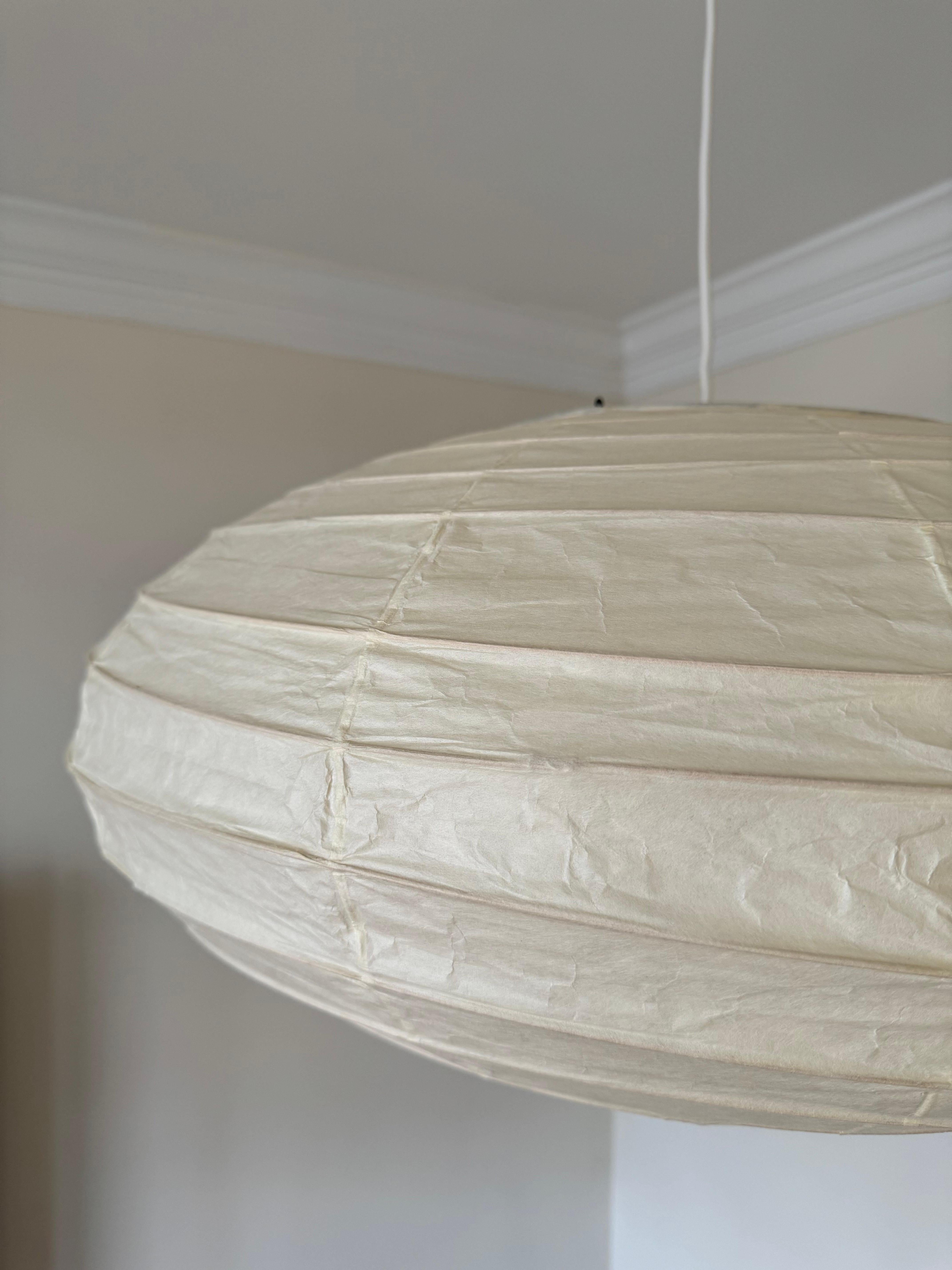 Isamu Noguchi Akari Light Sculpture, Model 70EN Ceiling Lamp For Sale 7