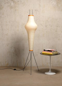 Isamu Noguchi Akari Model 14A Light Sculpture in Washi Paper and Bamboo by Ozeki