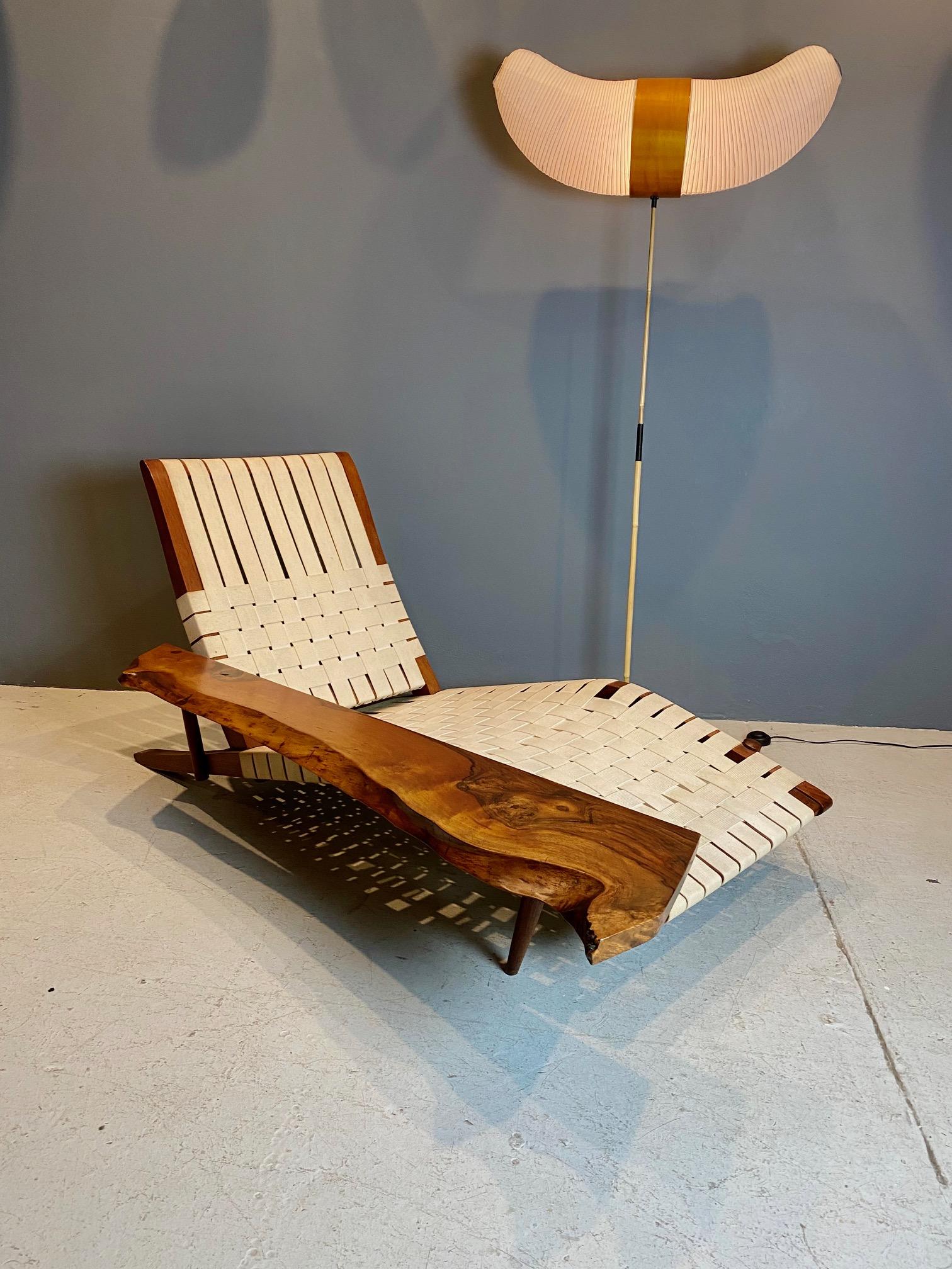 noguchi floor lamp
