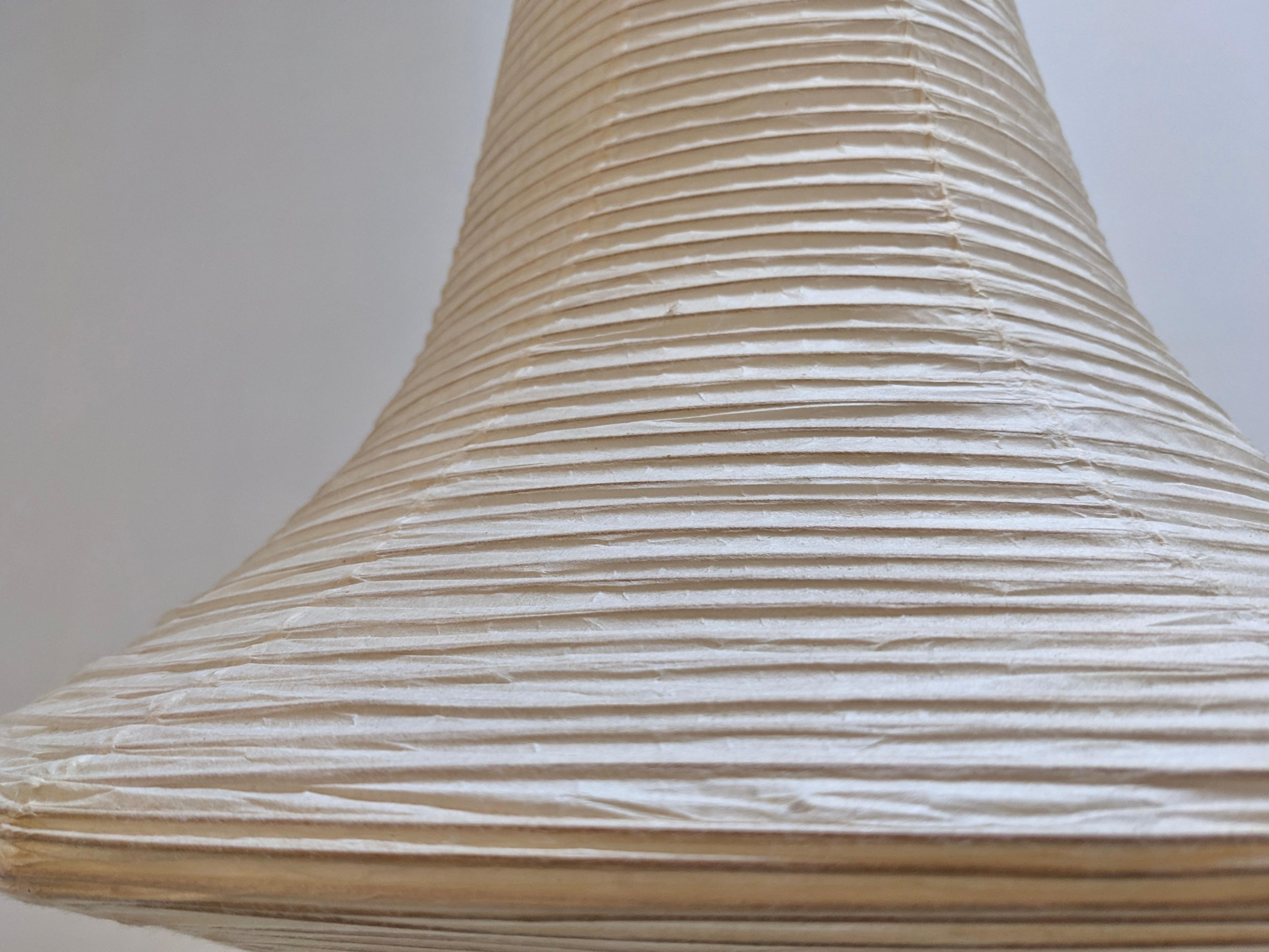 Isamu Noguchi : Akari Pendant Lamp, Model H In Good Condition For Sale In lyon, FR