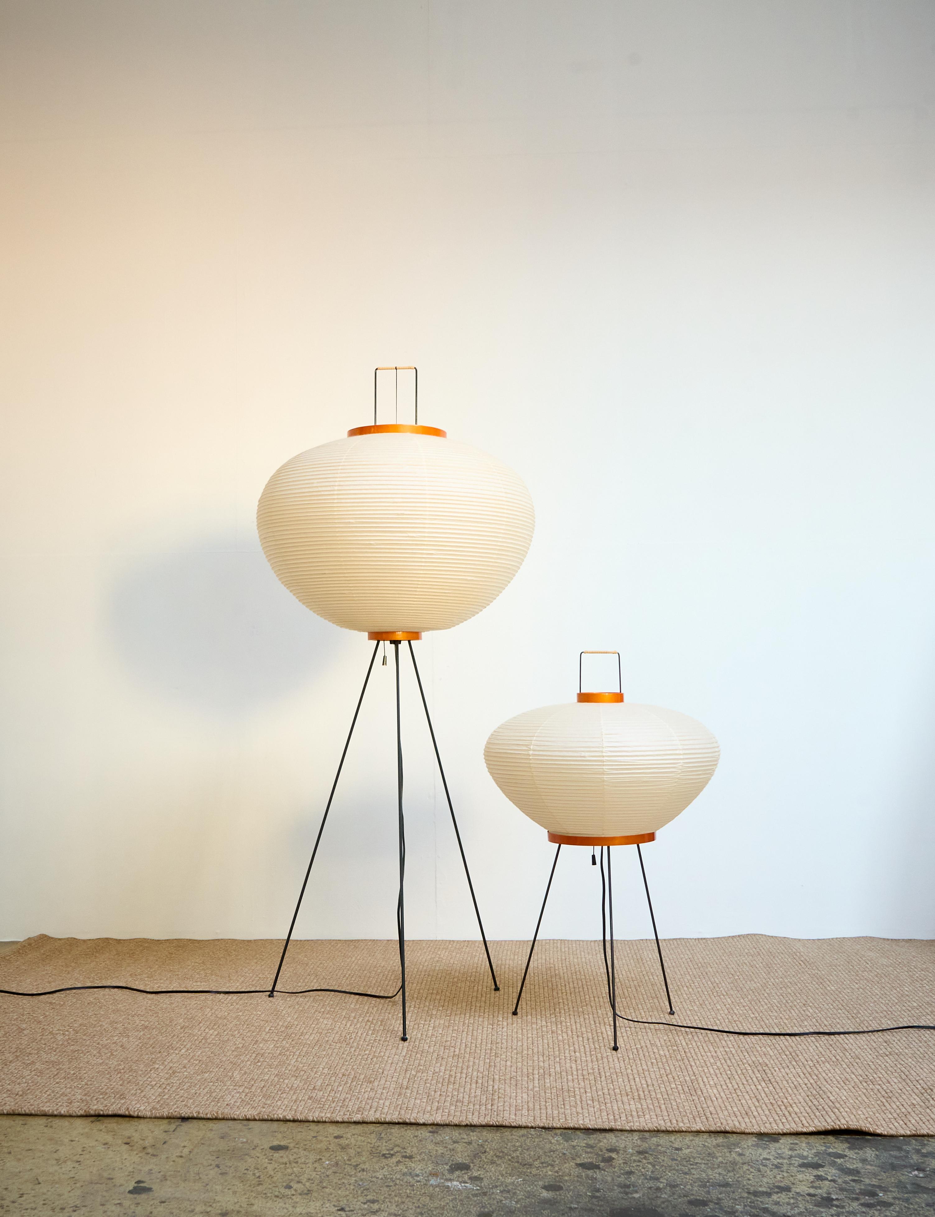 Isamu Noguchi Akari Table Lamp 9A For Sale at 1stDibs