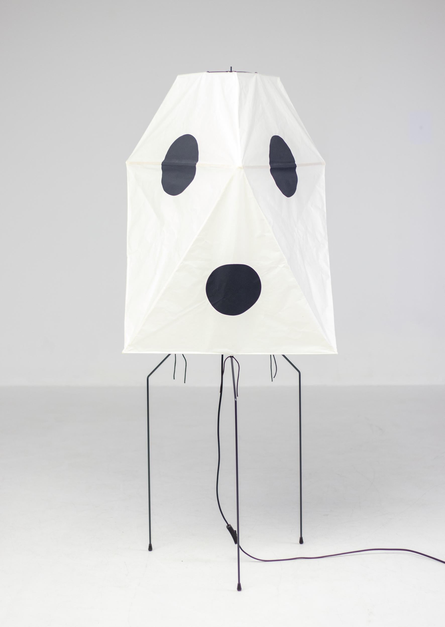 Mid-Century Modern Sculpture lumineuse Isamu Noguchi Akari UF-3Q en vente