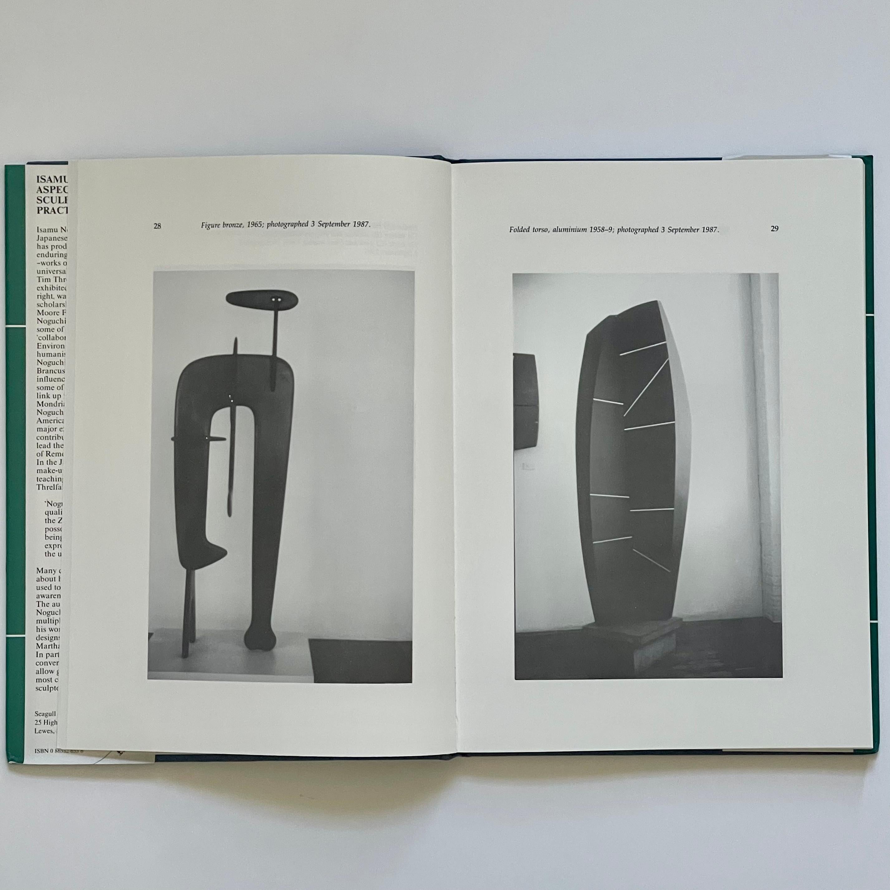Isamu Noguchi : Aspects de la pratique d'un sculpteur -Tim Threlfall- 1ère édition, 1992 Bon état à London, GB