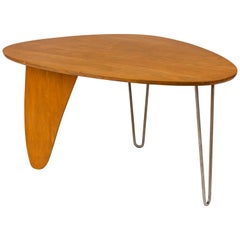 Table à manger "Rudder" en bouleau et acier d'Isamu Noguchi pour Herman Miller:: États-Unis:: 1944