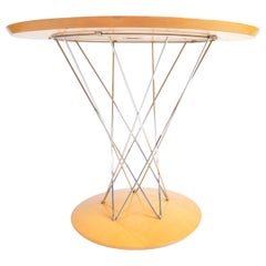 Table cyclone taille enfant Isamu Noguchi par Modernica