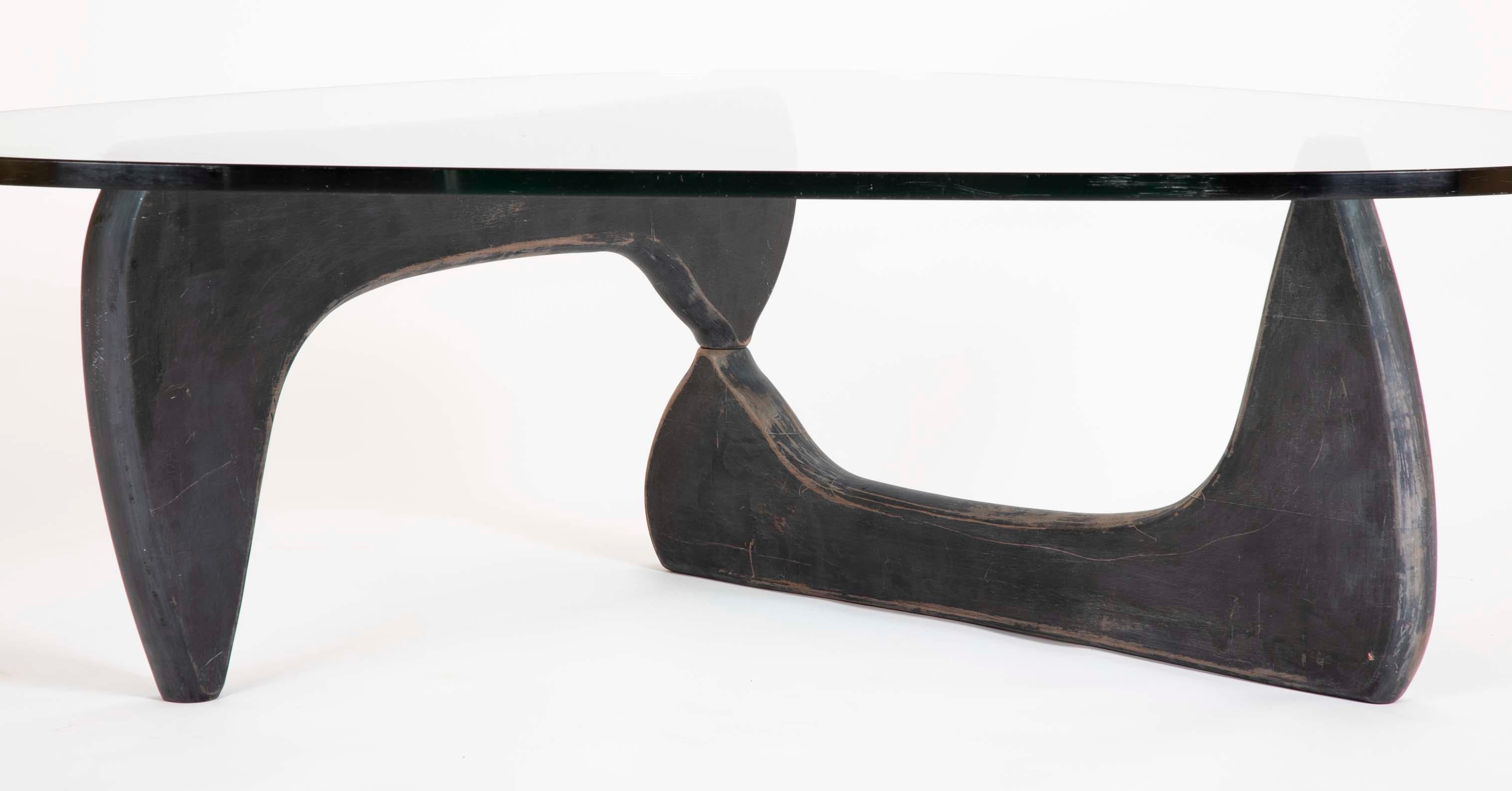 Mid-Century Modern Isamu Noguchi Coffee Table by Herman Miller