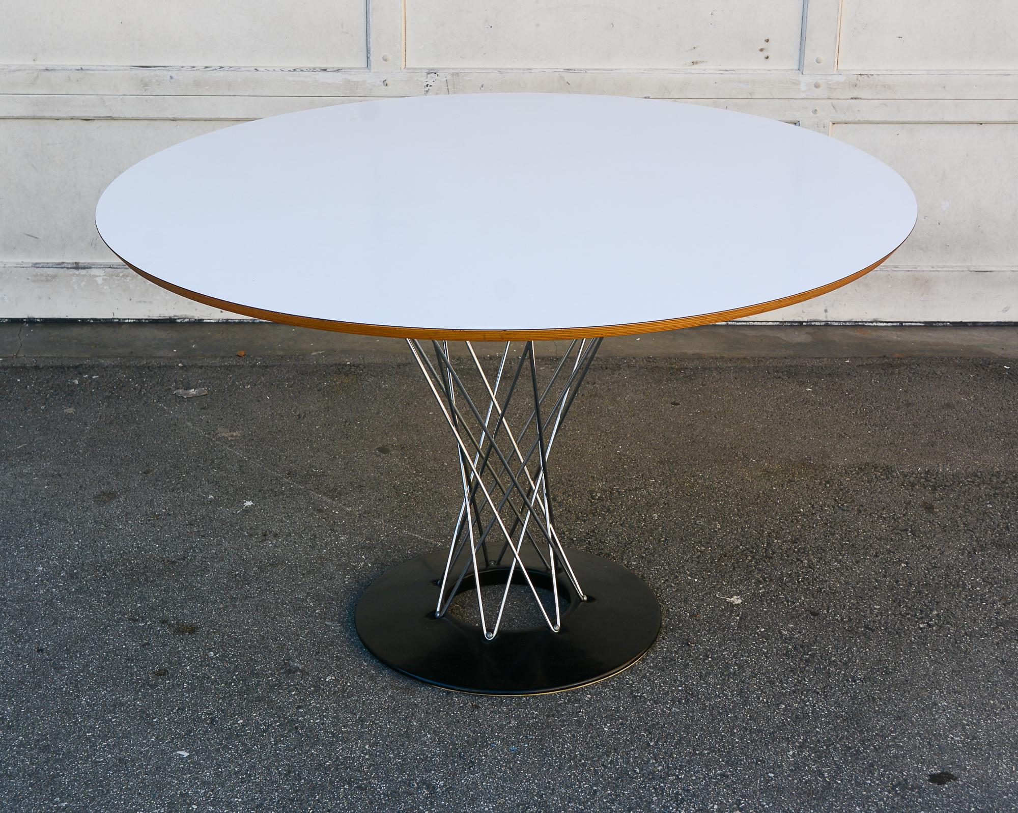 Mid-Century Modern Isamu Noguchi Cyclone Dining Table for Knoll For Sale