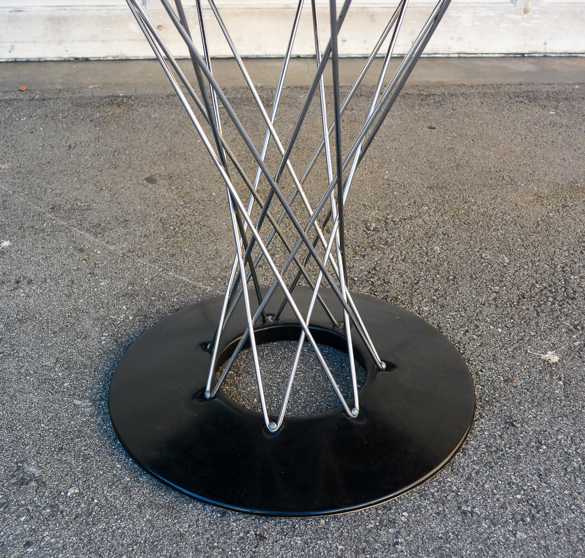 Isamu Noguchi Cyclone Dining Table for Knoll In Good Condition For Sale In San Mateo, CA