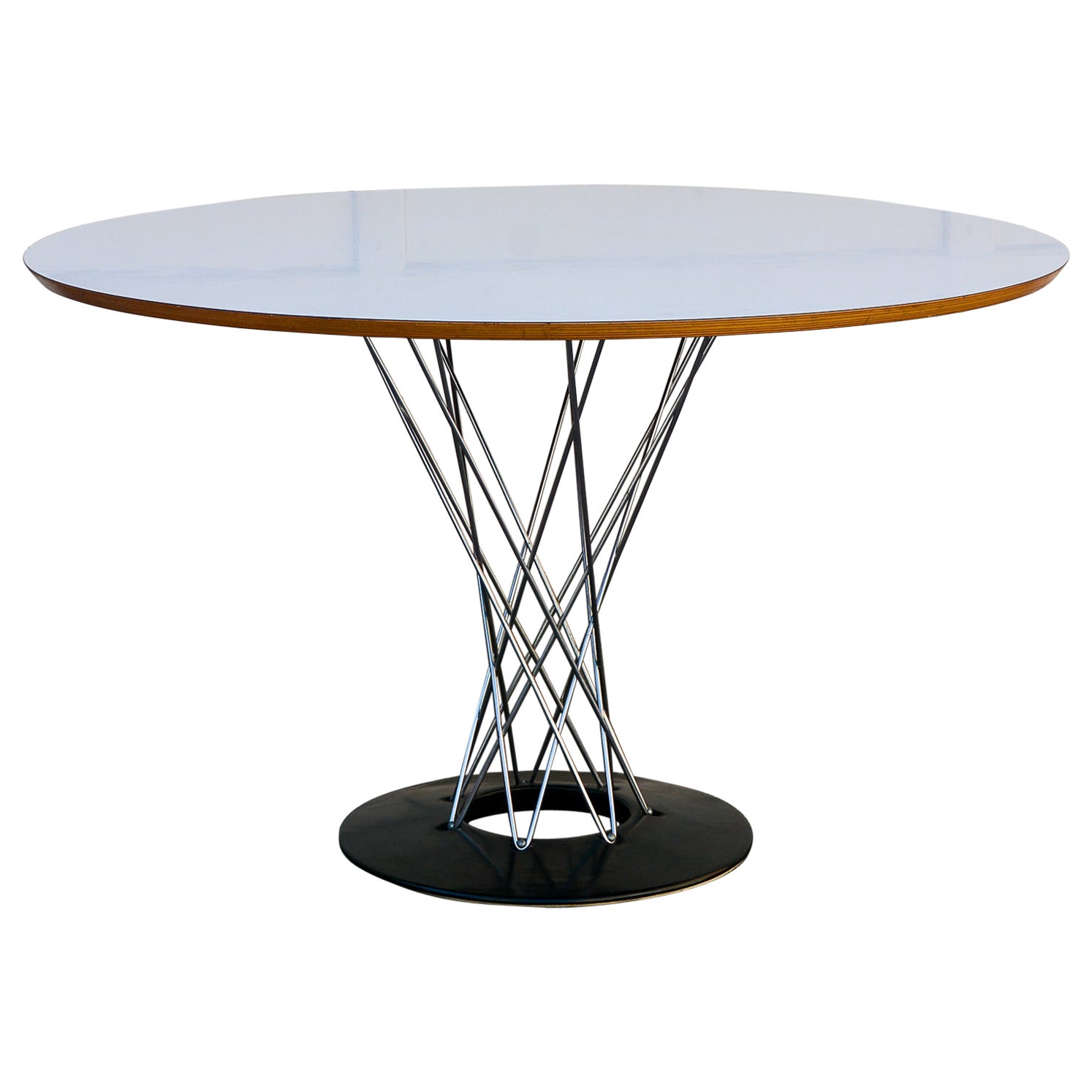 Tavolo ciclonico Isamu Noguchi
