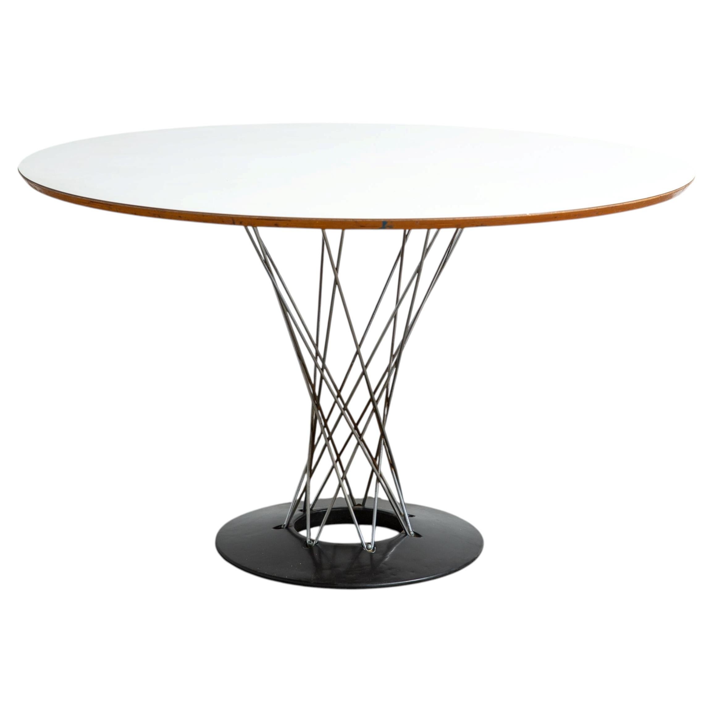 Isamu Noguchi Cyclone Round Dining Table Knoll Associate, Vintage For Sale