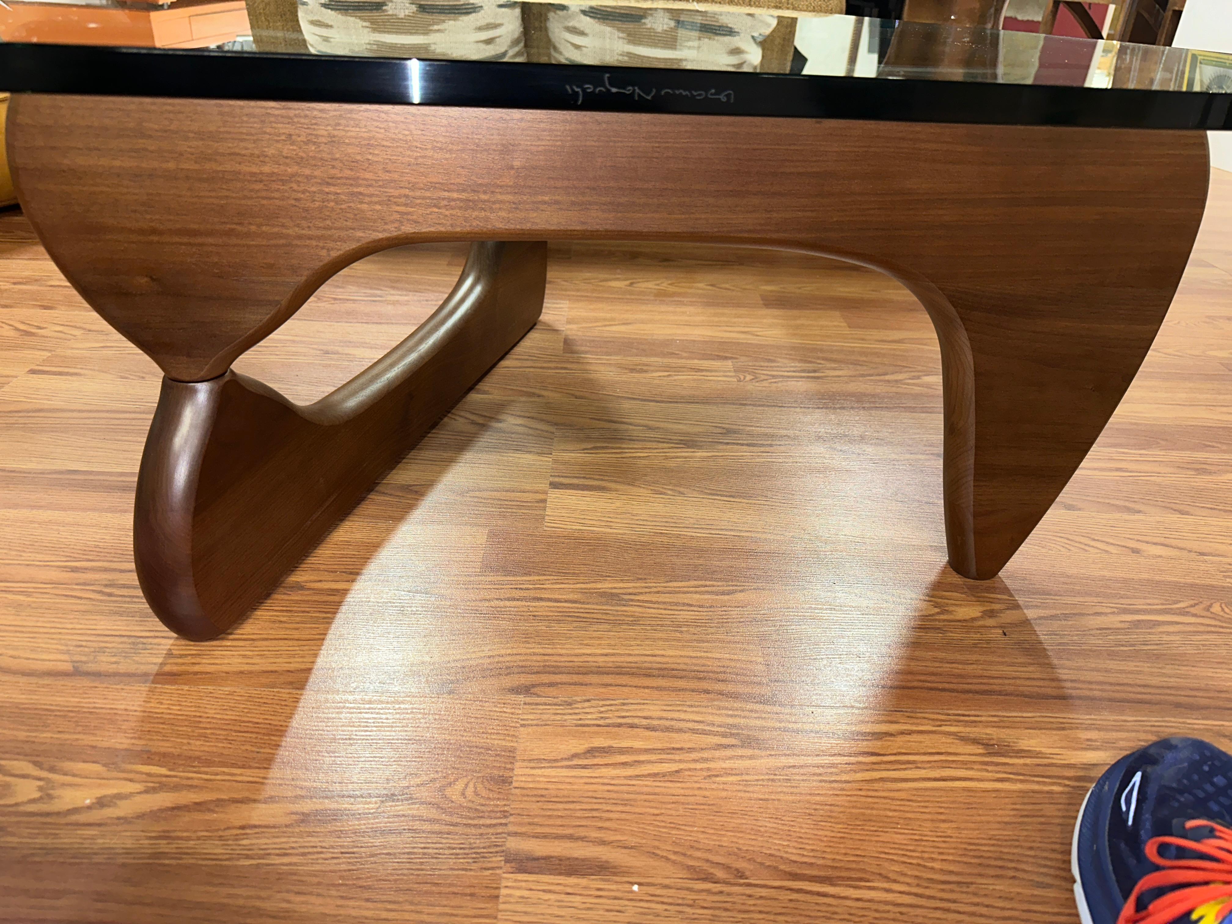 Contemporary Isamu Noguchi for Herman Miller Coffee Table In Walnut