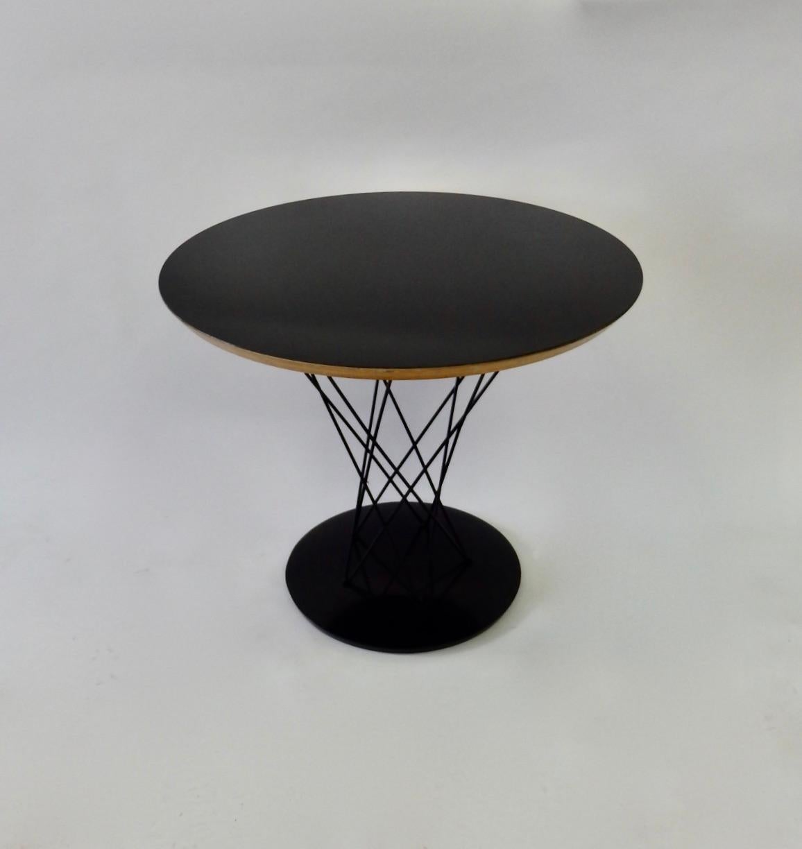 Isamu Noguchi for Knoll Black Top Cyclone Side Table In Good Condition In Ferndale, MI