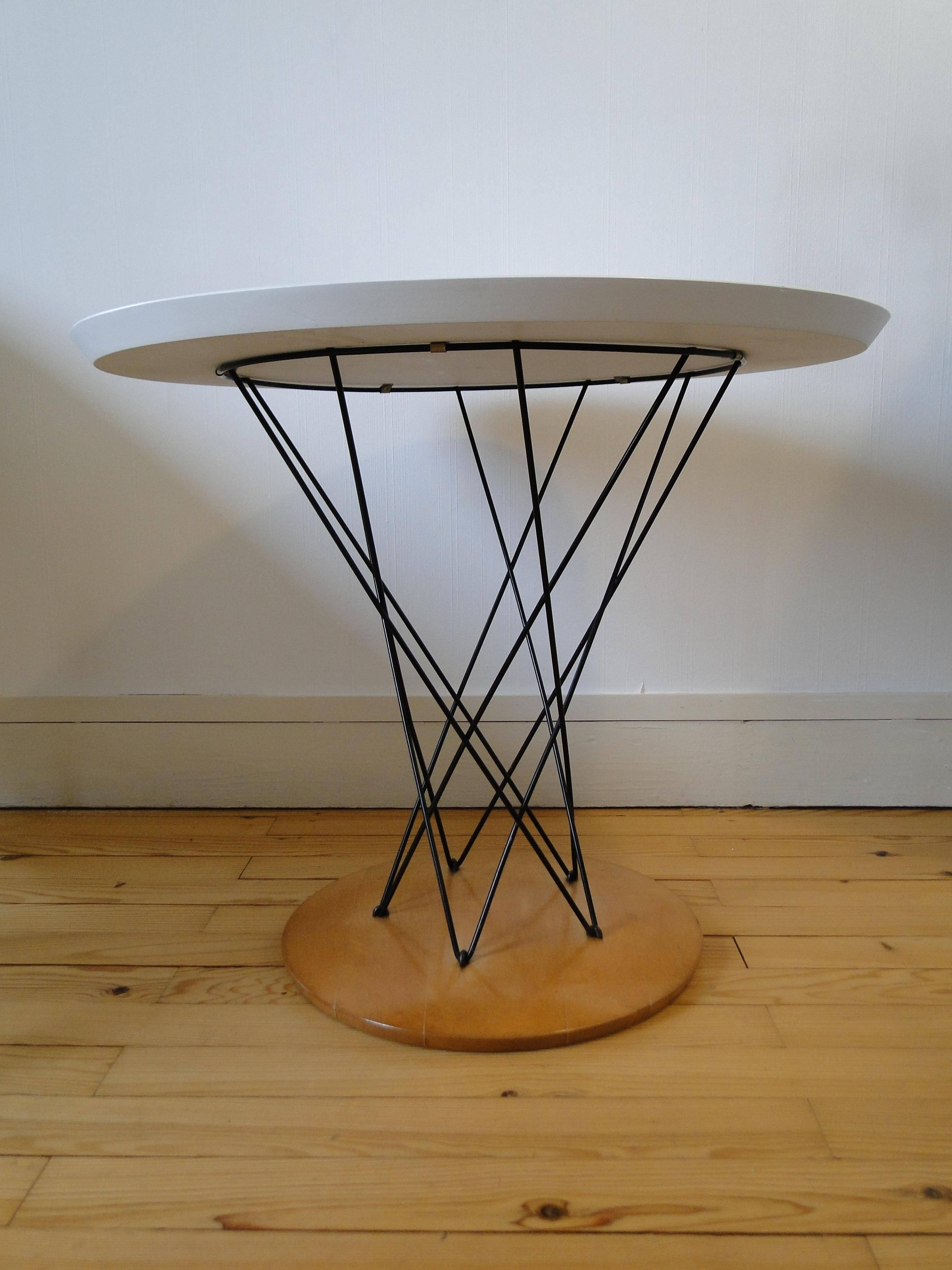 noguchi cyclone table