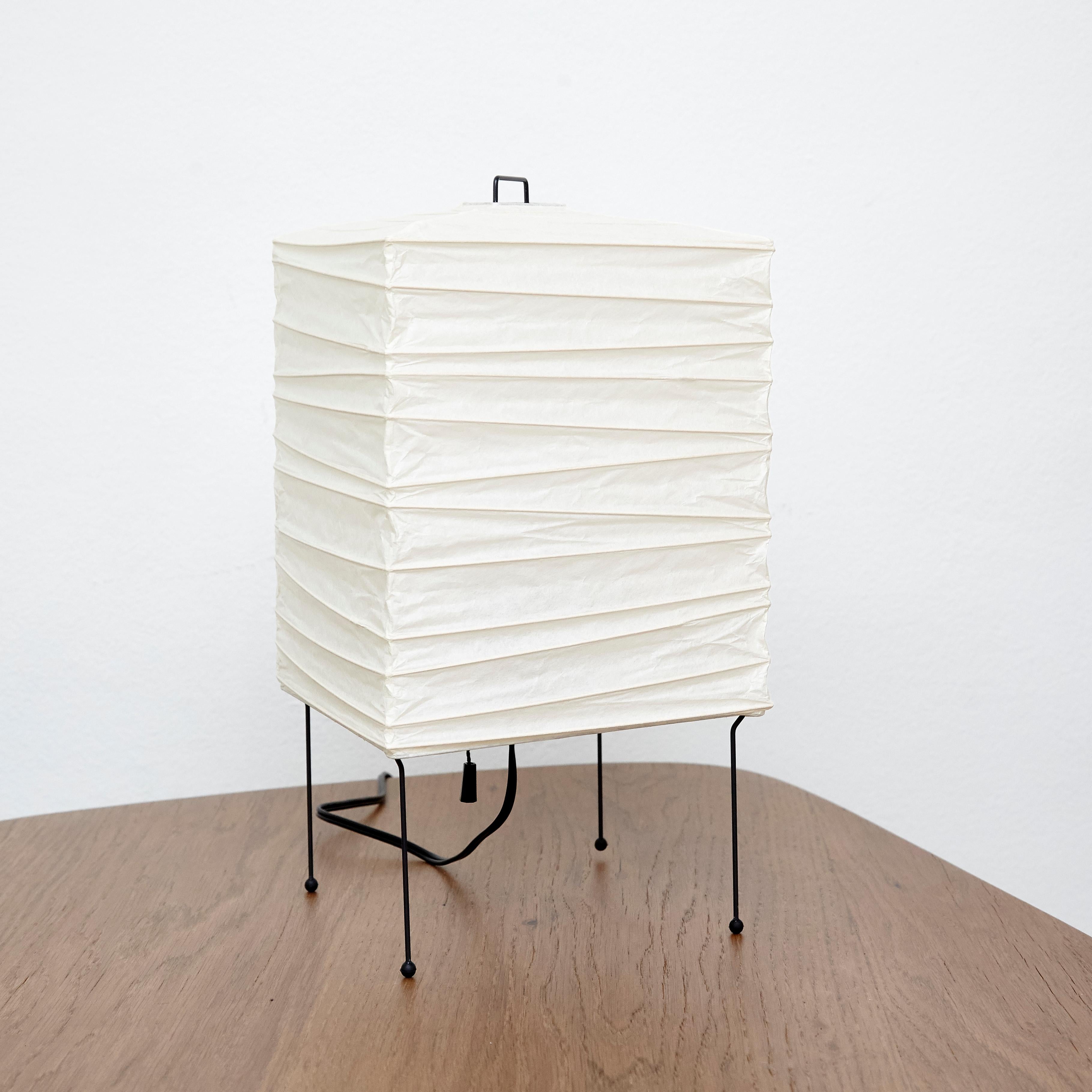 Japanese Isamu Noguchi Mid-Century Modern Washi Paper 1 Lamp
