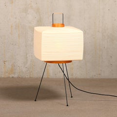 Isamu Noguchi Model 7A Akari Light Sculpture Handcrafted by Ozeki, Japan