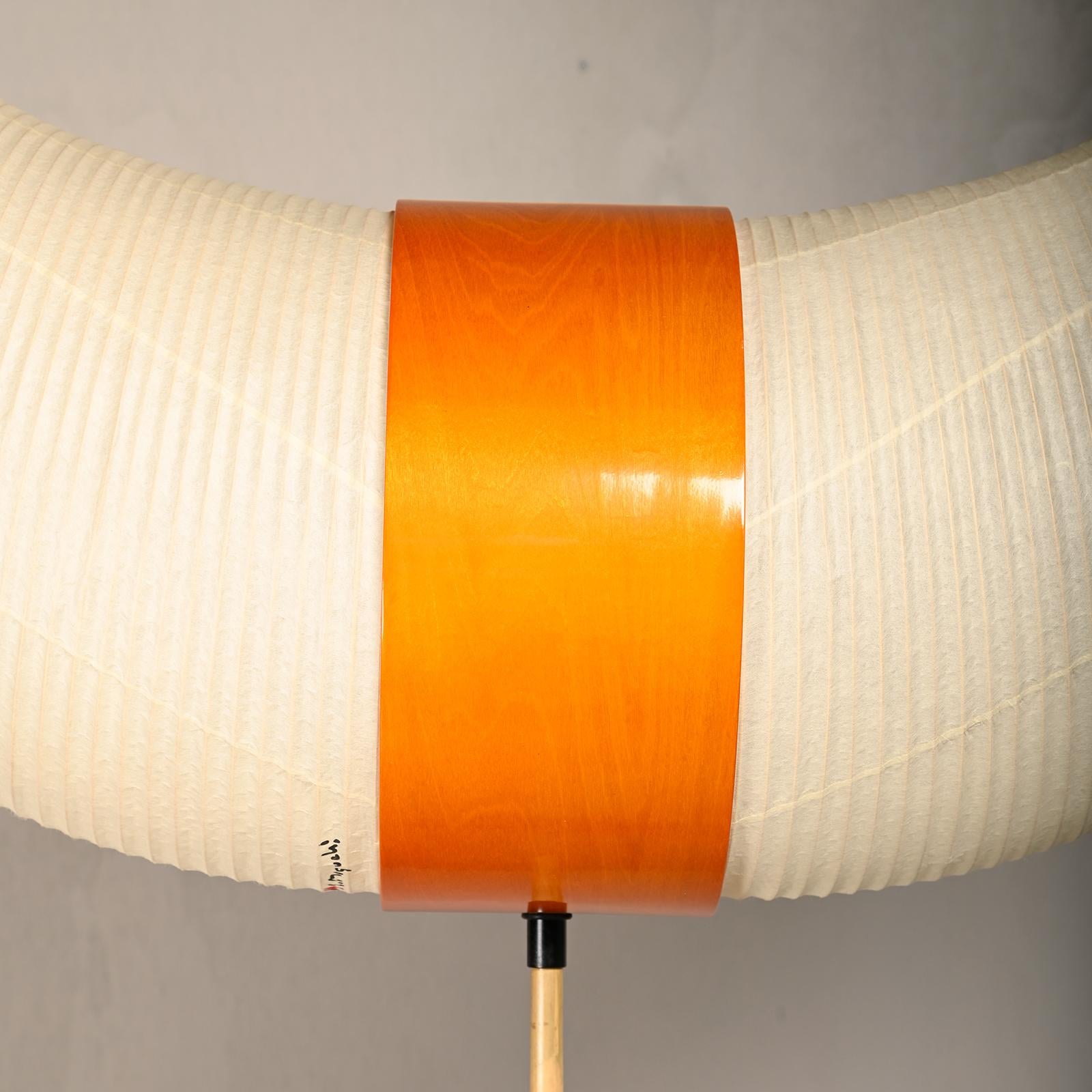 Isamu Noguchi Model BB3-33S Akari Light Sculpture hand crafted by Ozeki, Japan 3