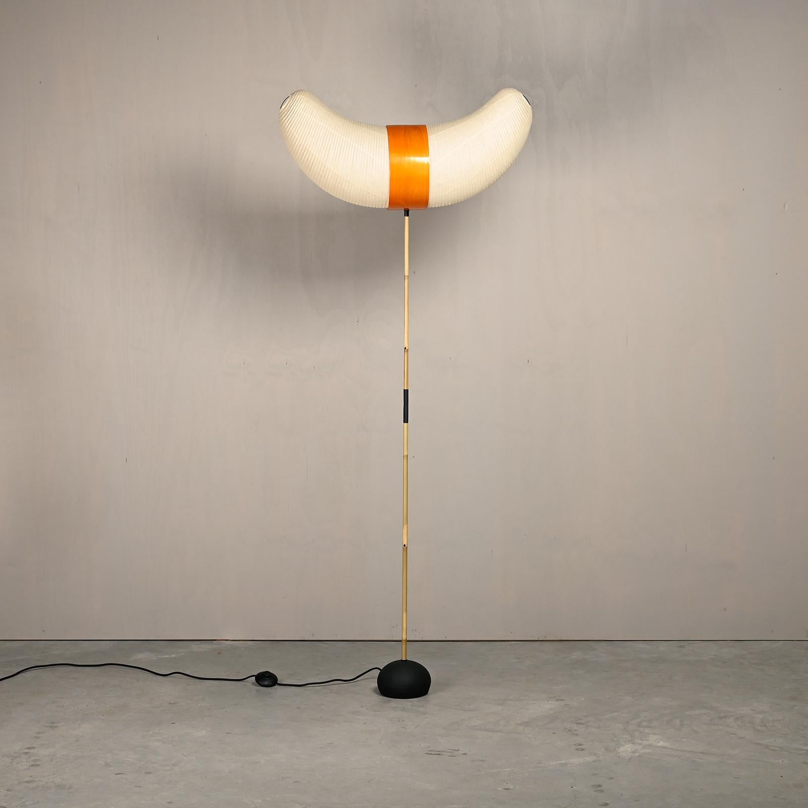 Bamboo Isamu Noguchi Model BB3-33S Akari Light Sculpture hand crafted by Ozeki, Japan