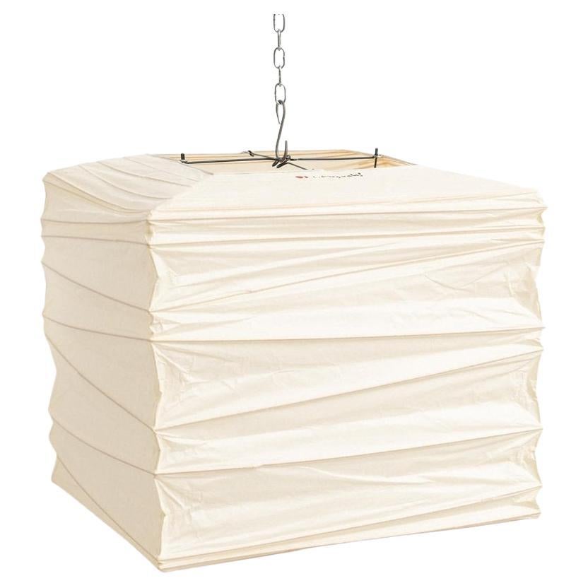 Lampada a sospensione Isamu Noguchi Model 33X: un'illuminazione senza tempo