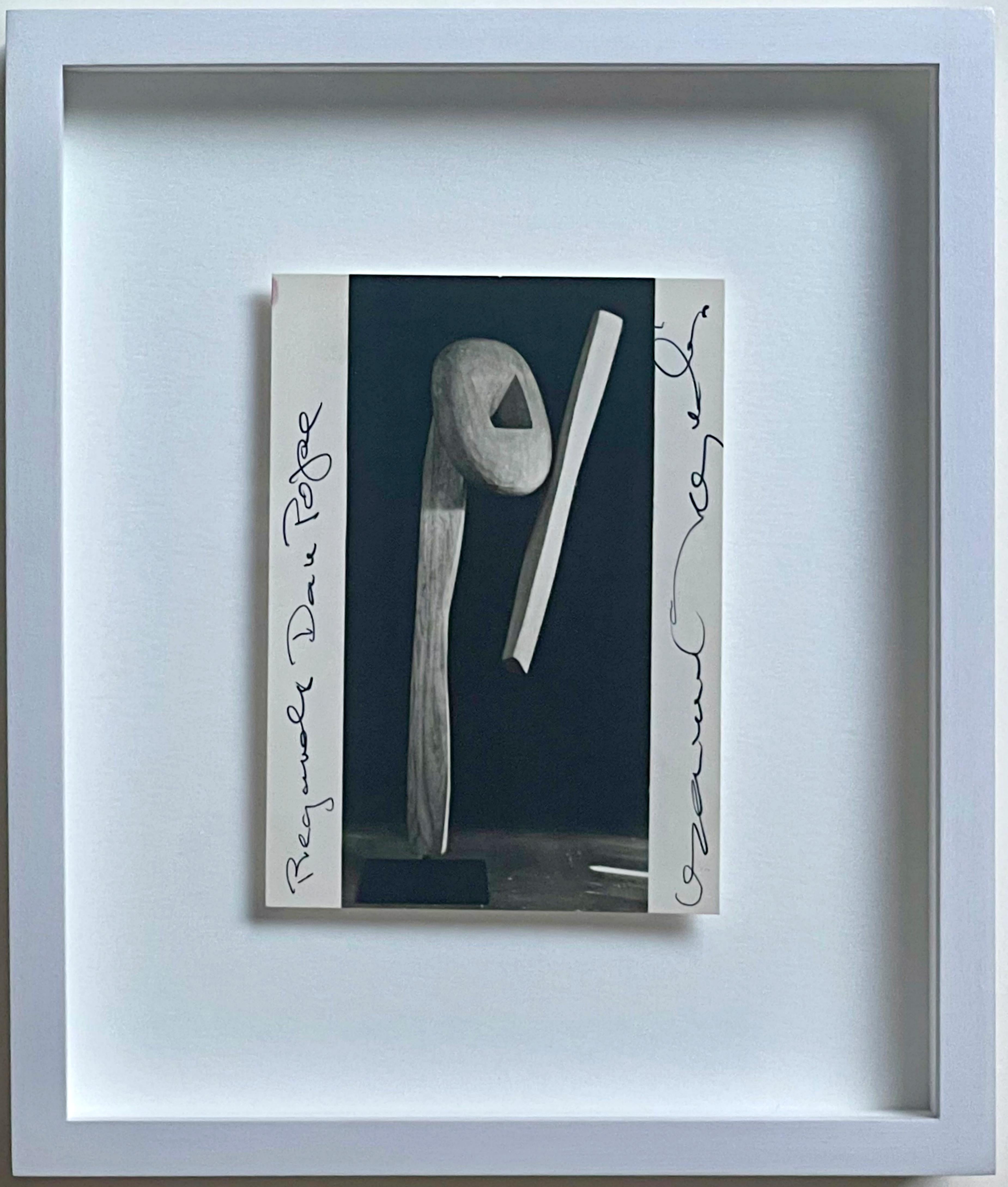 This is an extraordinarily rare hand signed card of a modern master -- we likely won't see the likes of this again. Framed and ready to hang. Makes a great gift. 

Isamu Noguchi
Offset lithograph postcard
Hand signed and inscribed "Regards Dan Pope
