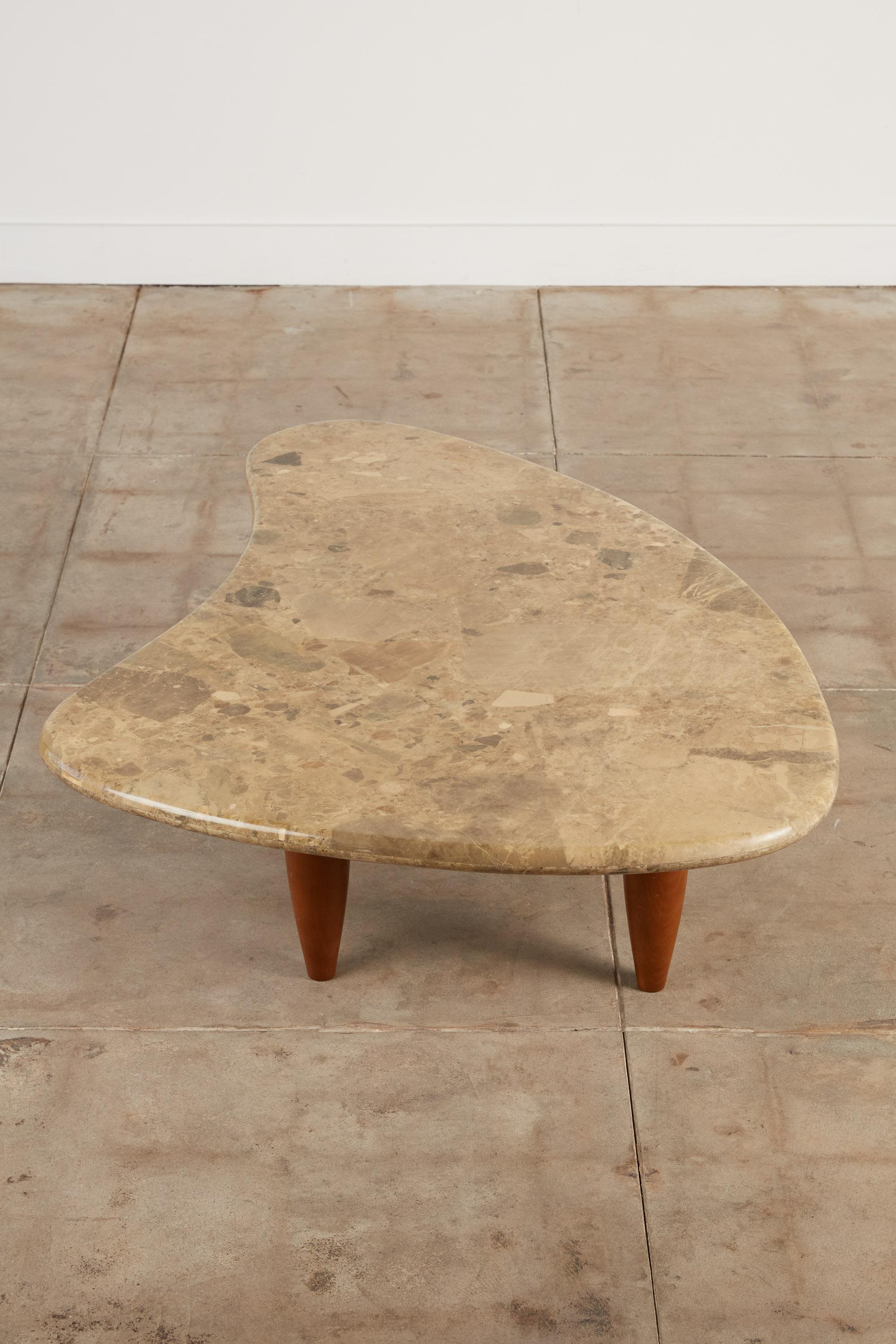 Isamu Noguchi Style Coffee Table In Excellent Condition In Los Angeles, CA