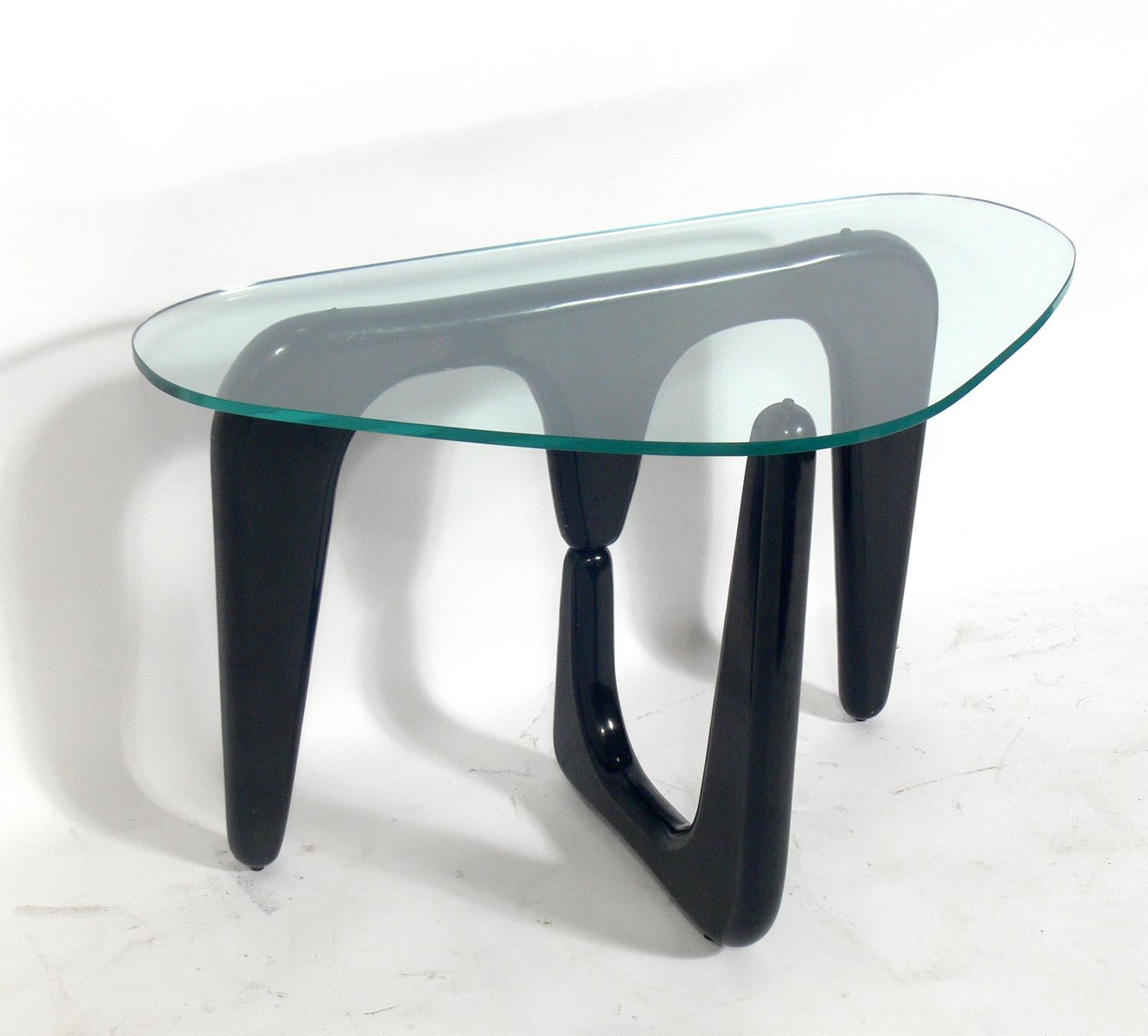 noguchi style side table