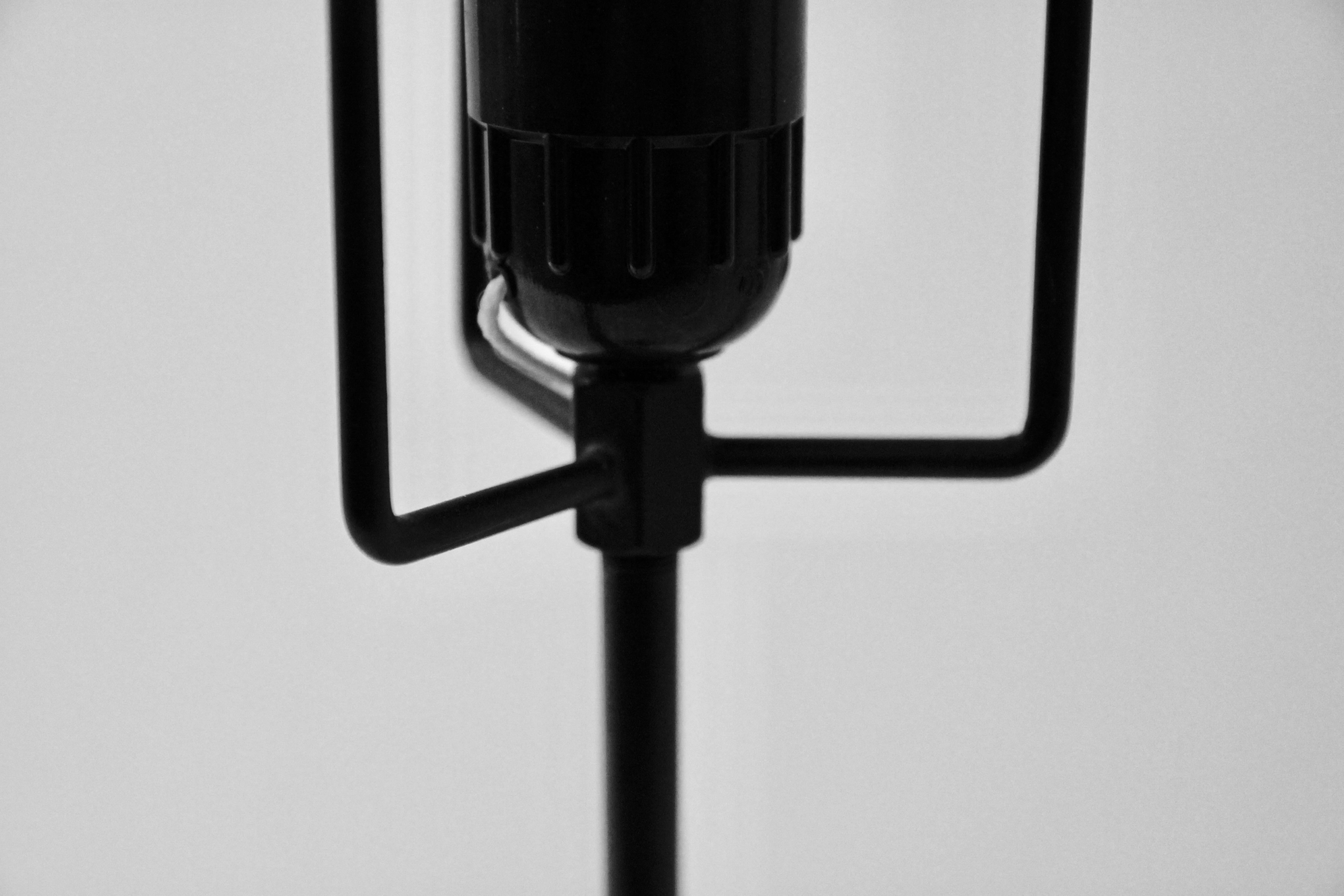 Japanese Isamu Noguchi, Table Lamp, Akari Model, Lacquered Metal, circa 1980, Japan