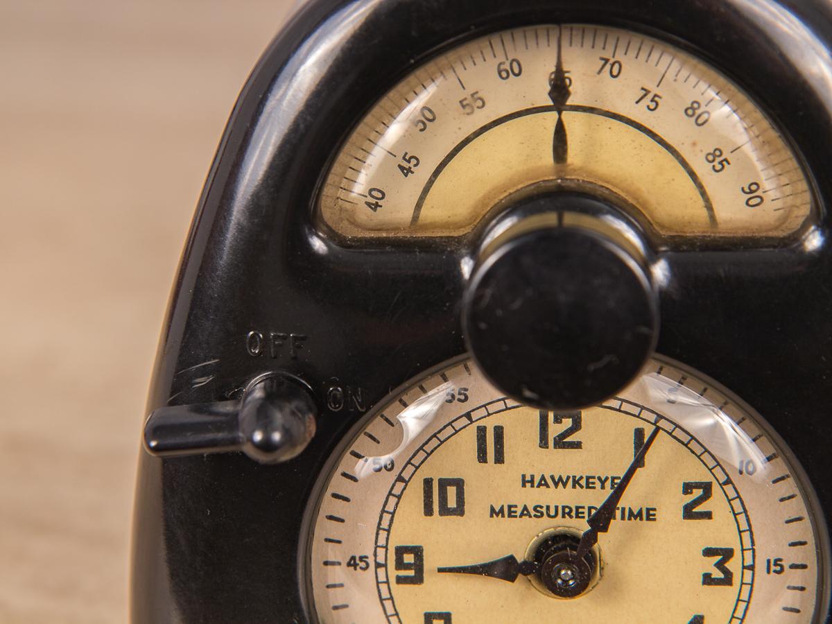 Mid-Century Modern Isamu Noguchi Time Measured Hawkeye Clock