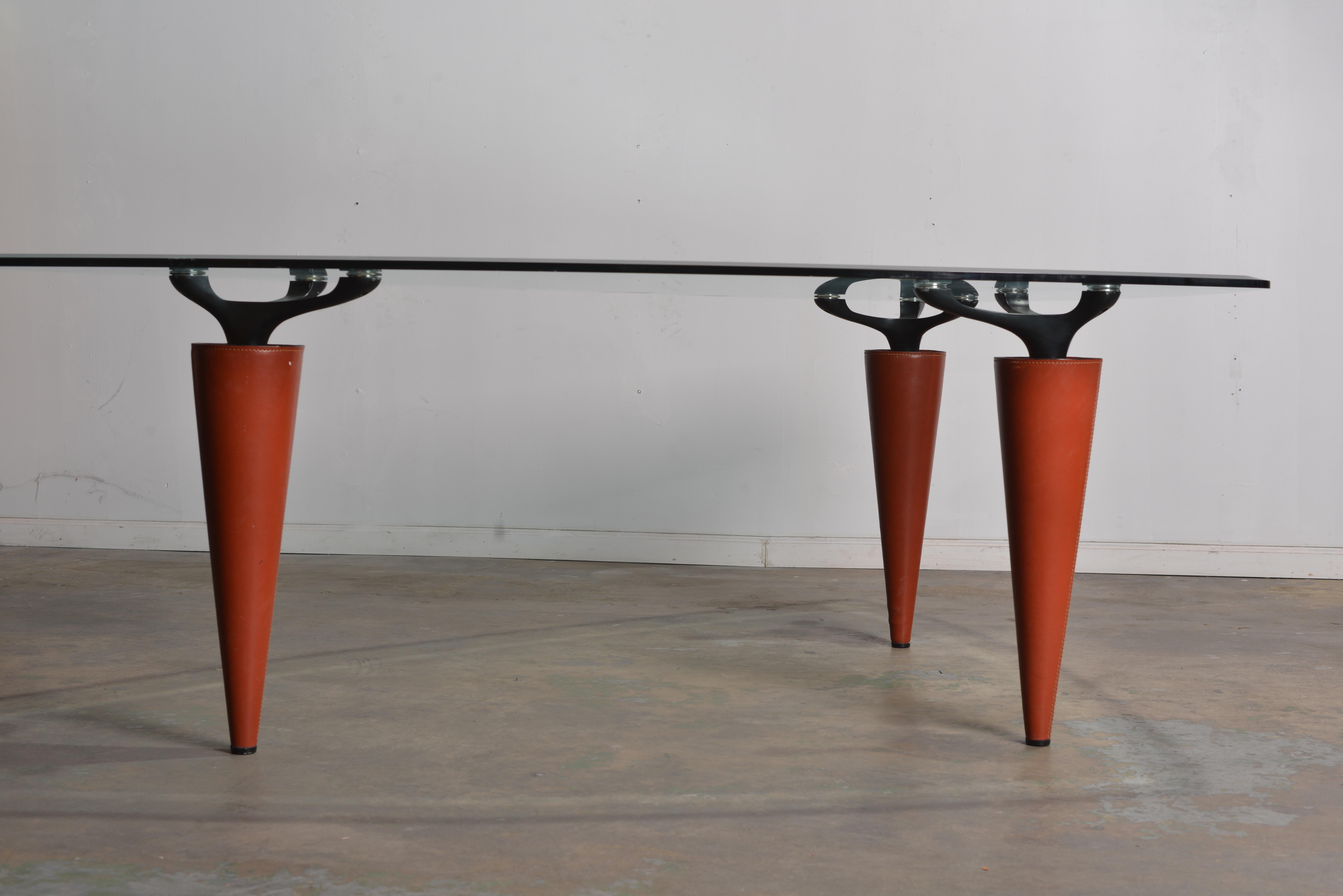  Isao Hosoe Oskar 705 Scalene Triangular Table by Cassina For Sale 11