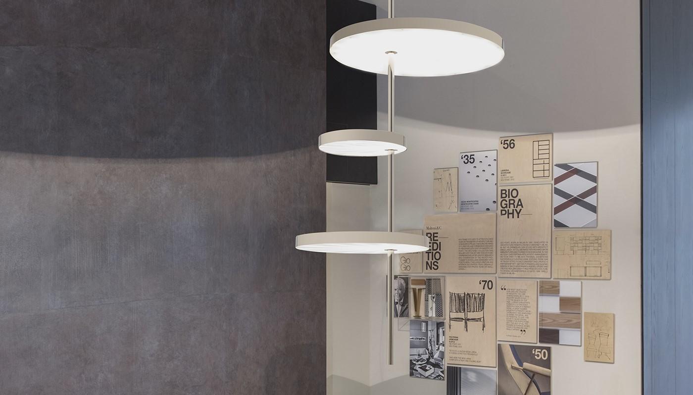 Iscar Chrome Ceiling Lamp In New Condition In Milan, IT