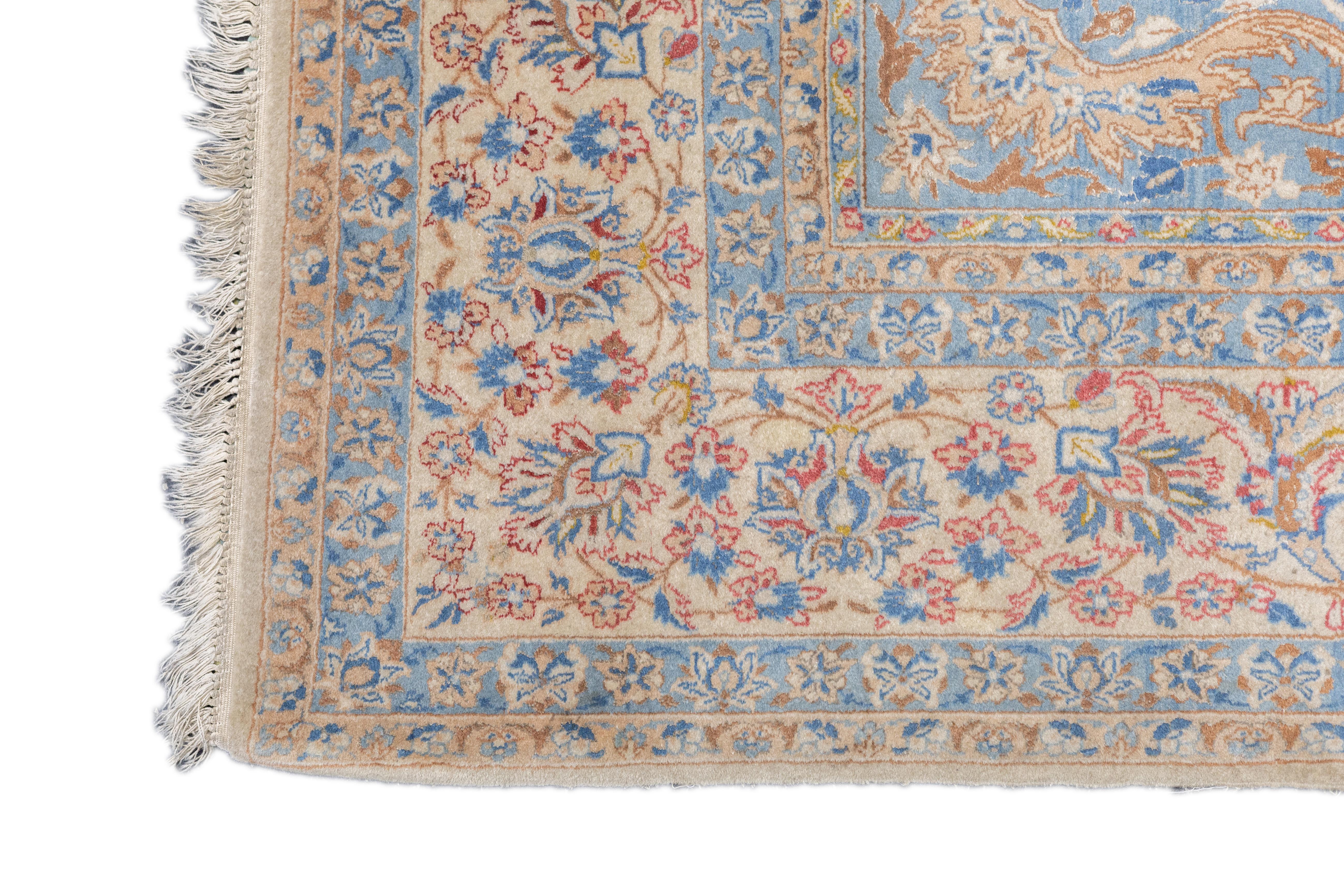 Isfahan Extremely Fine Wool & Silk Foundation. Signierter Teppich 5'3'' x 9'2'' im Angebot 2