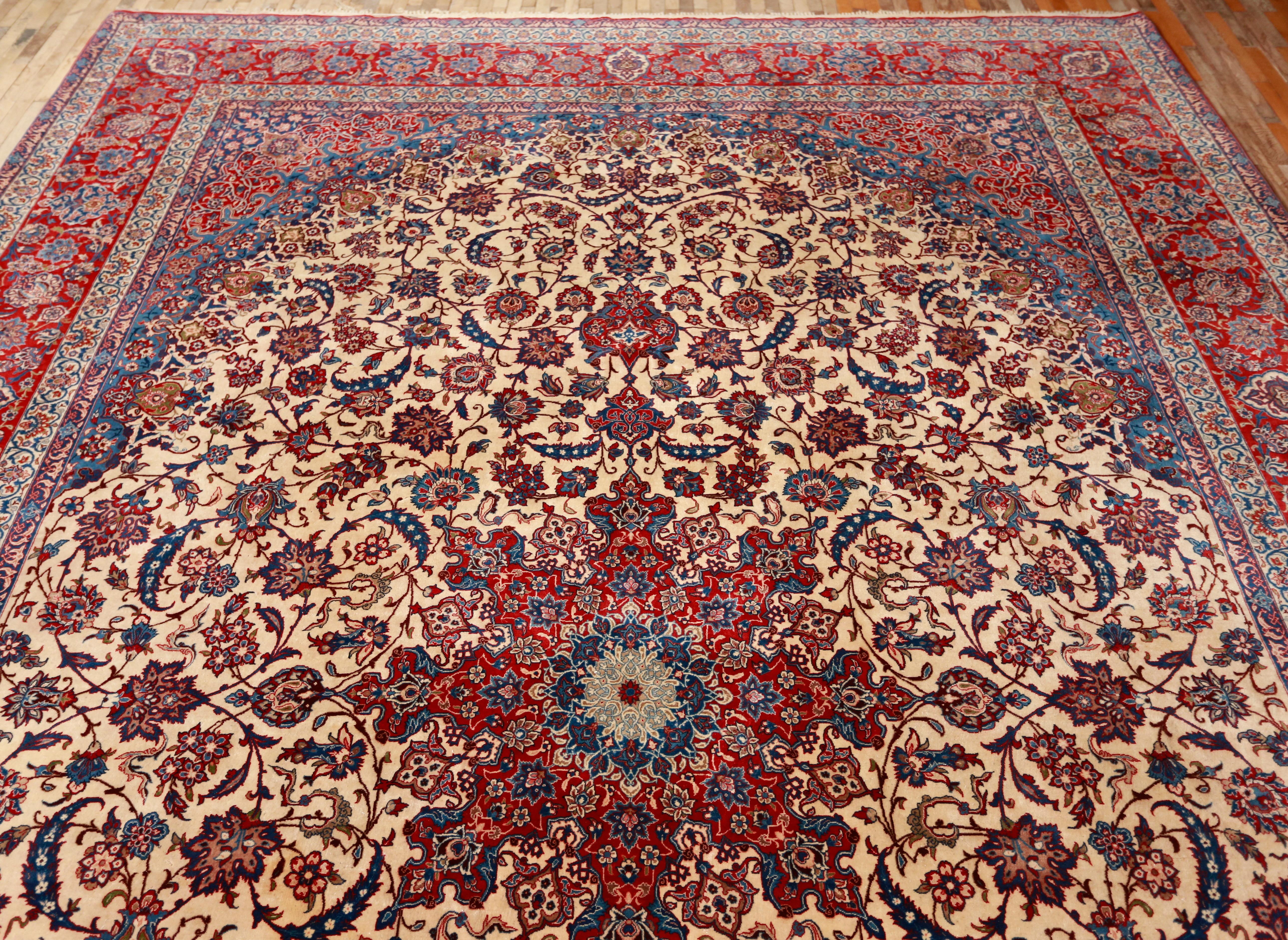 Wool Isfahan Persian carpet 400 X 260 cm million knots per m2 For Sale