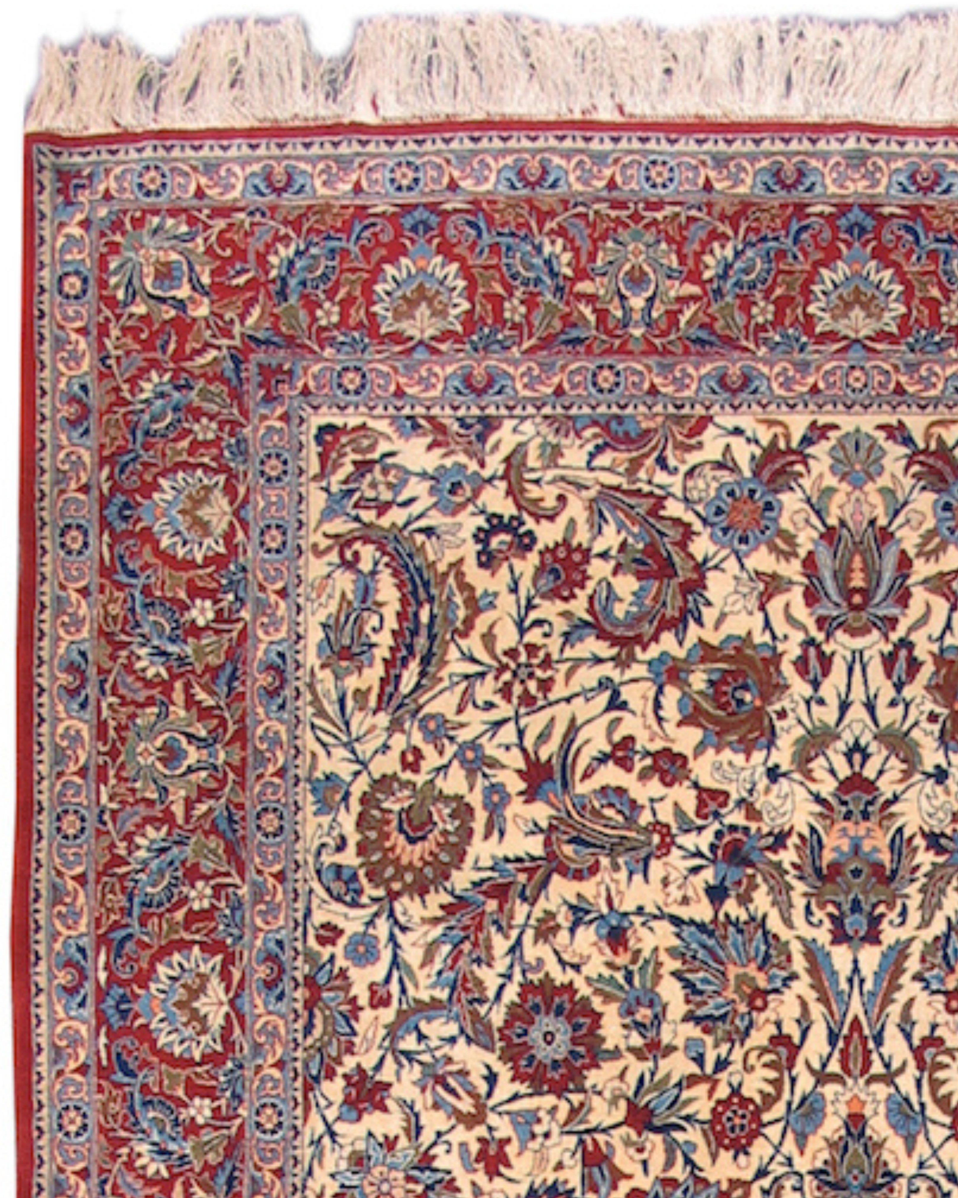 Persian Silk Isfahan Rug, Mid-20th Century In Excellent Condition For Sale In San Francisco, CA