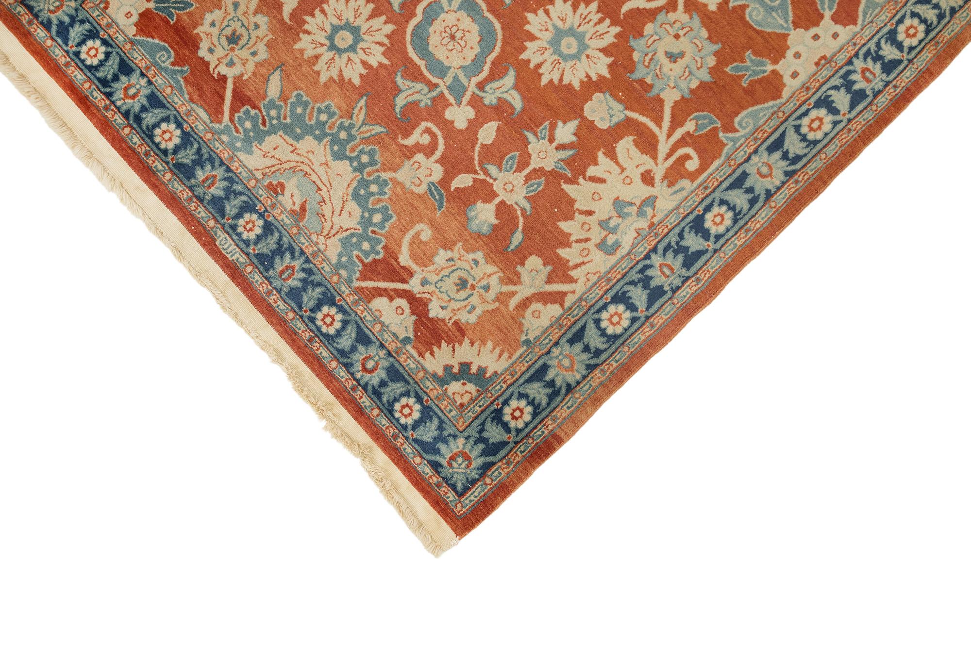 Isfahan Seyrafian Collection Läufer, handgeknüpft, 13,4 × 3,3 Fuß - rot und blau (21. Jahrhundert und zeitgenössisch) im Angebot