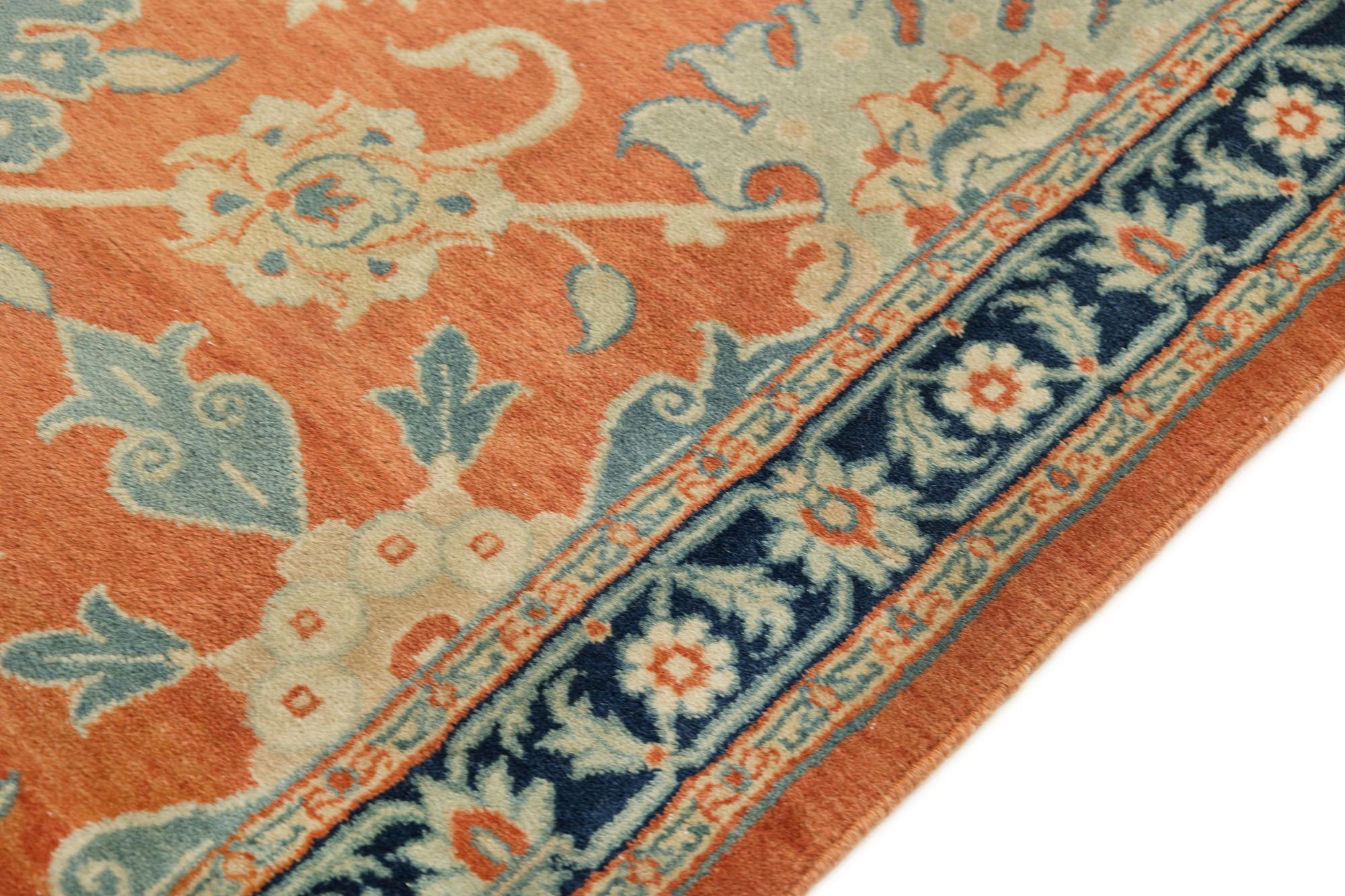 Isfahan Seyrafian Collection Läufer, handgeknüpft, 13,4 × 3,3 Fuß - rot und blau (Wolle) im Angebot