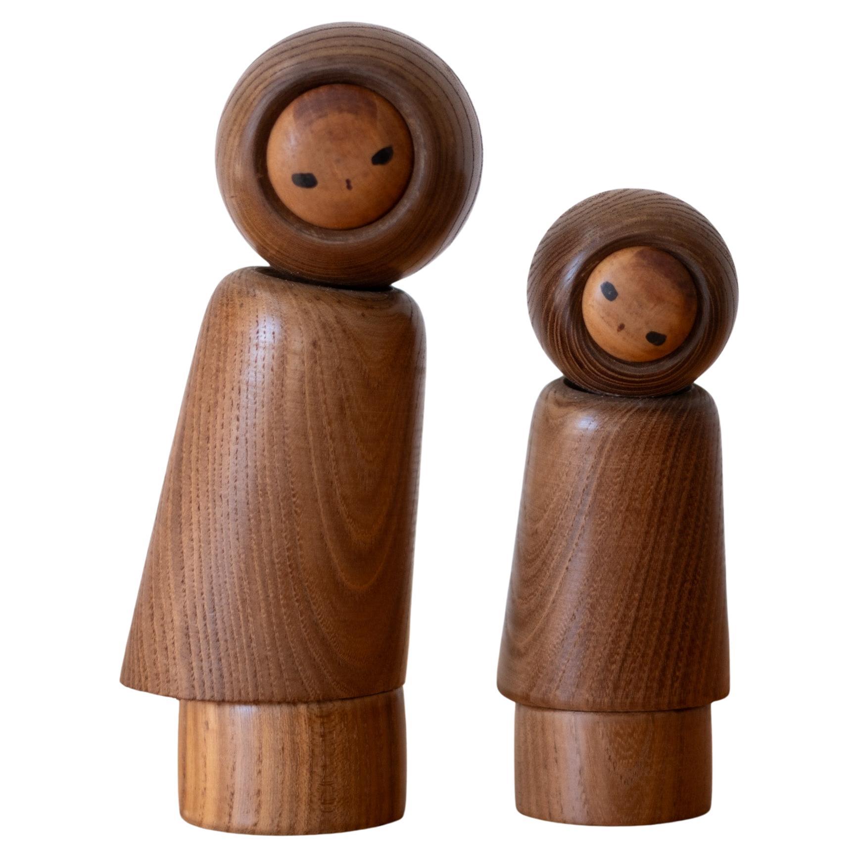 Ishihara Hideo Sculture di bambole kokeshi giapponesi firmate