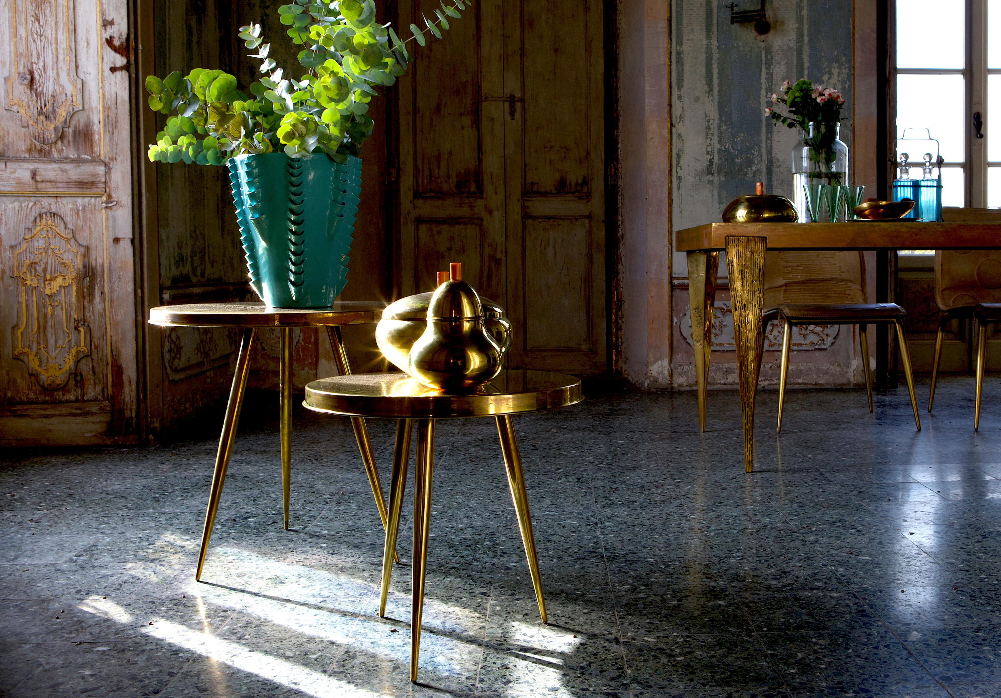 Italian 'Ishtar' Modern Coffee Table in Brass with Conical Ends For Sale