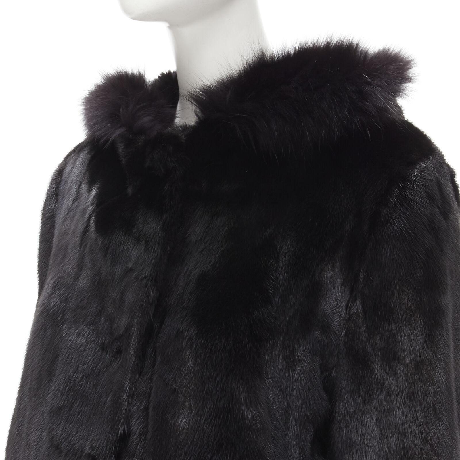 ISLA black fur long sleeve snap button hooded jacket IT42
Reference: KNLM/A00064
Brand: Isla
Material: Fur
Color: Black
Pattern: Solid
Closure: Snap Buttons
Lining: Fabric

CONDITION:
Condition: Excellent, this item was pre-owned and is in excellent