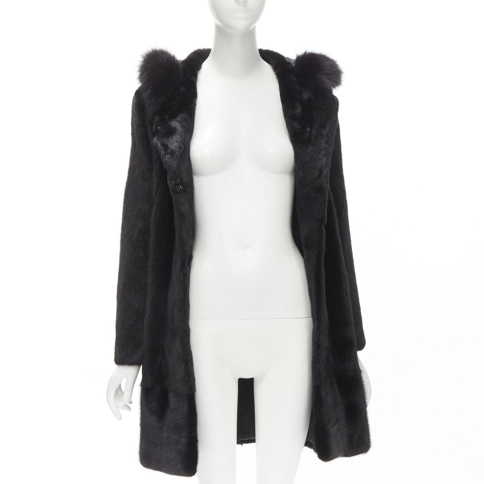 ISLA black fur long sleeve snap button hooded jacket IT42 In Excellent Condition For Sale In Hong Kong, NT