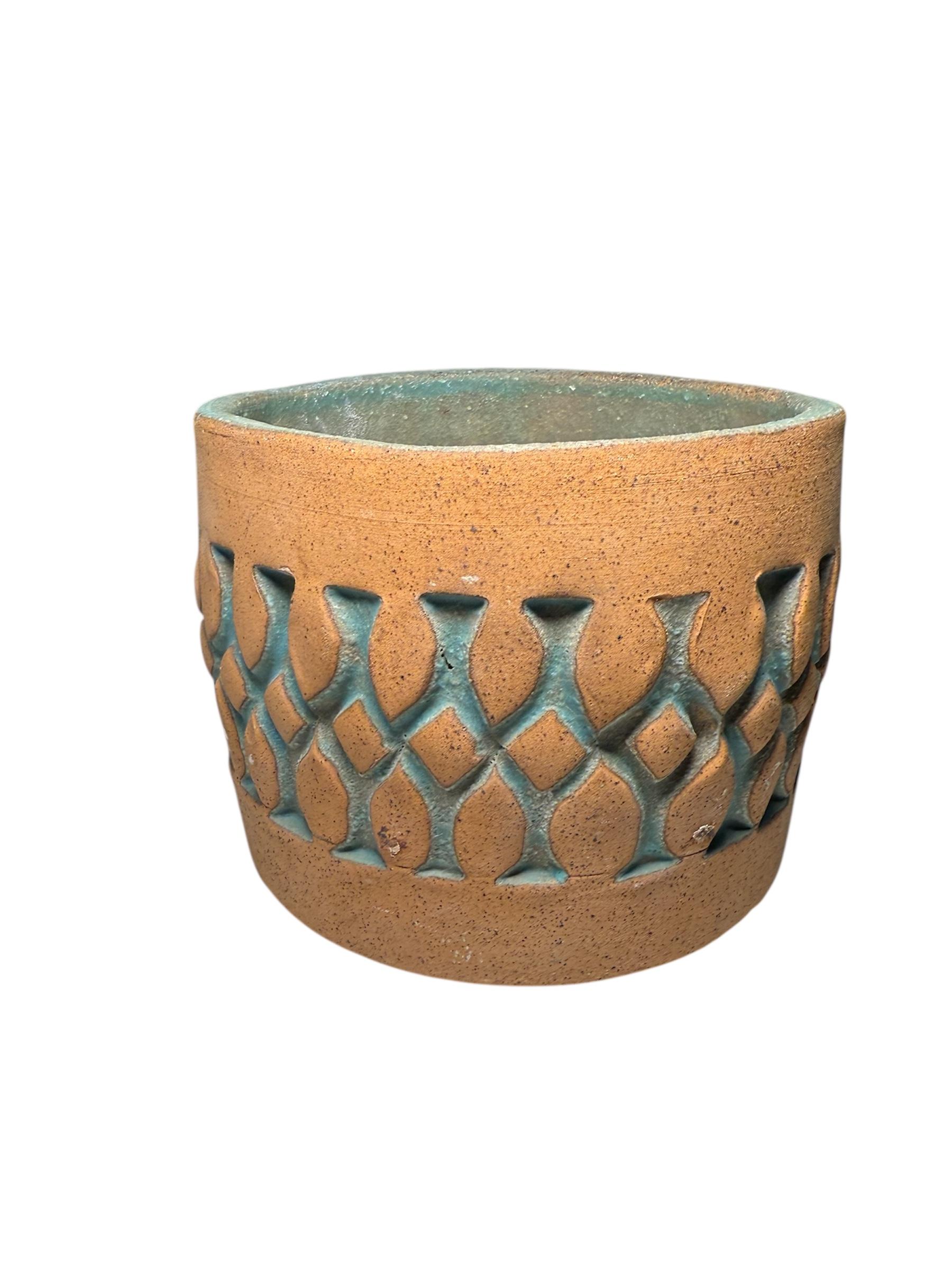 Isla Del Sol Puerto Rican Stoneware Planter (Handgefertigt) im Angebot