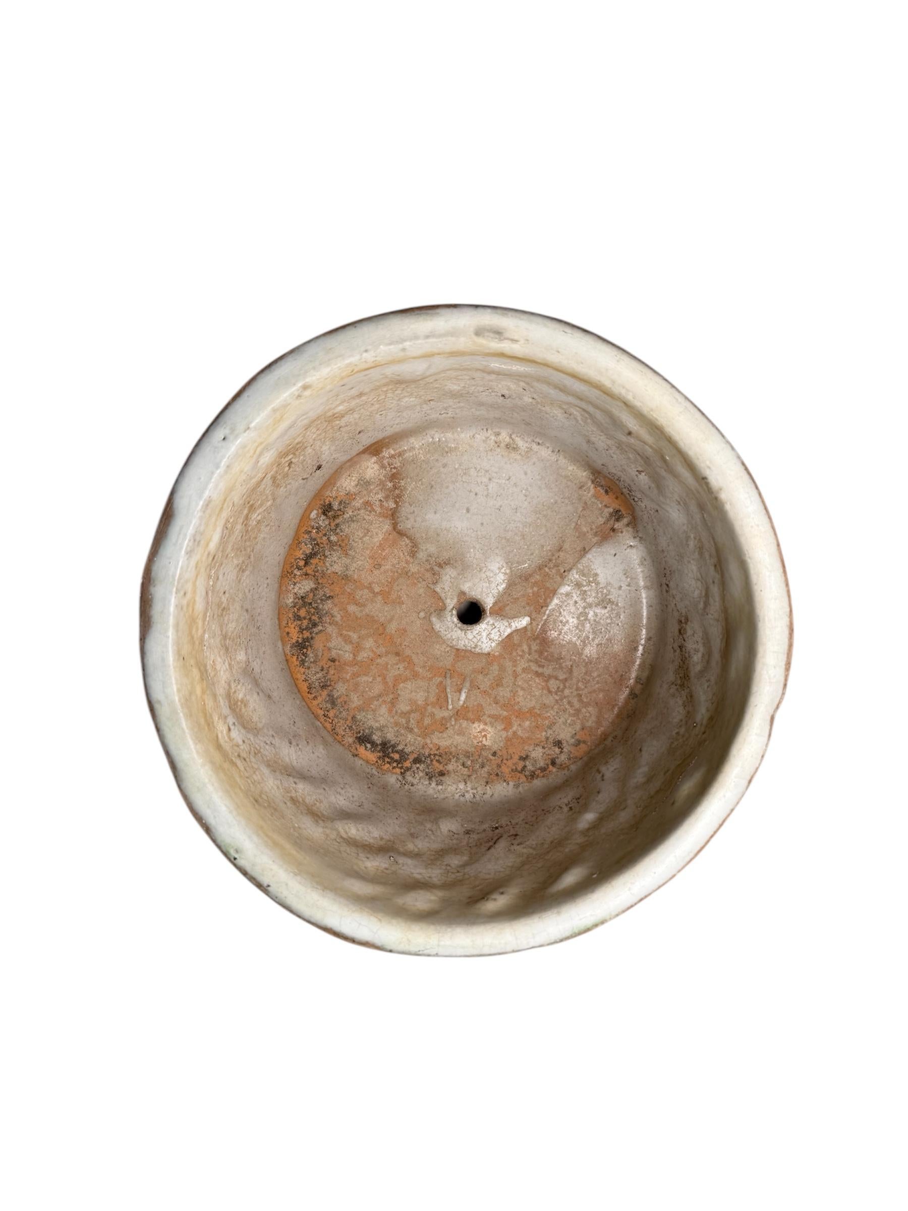 Isla Del Sol Puerto Rican Stoneware Planter (Steingut) im Angebot
